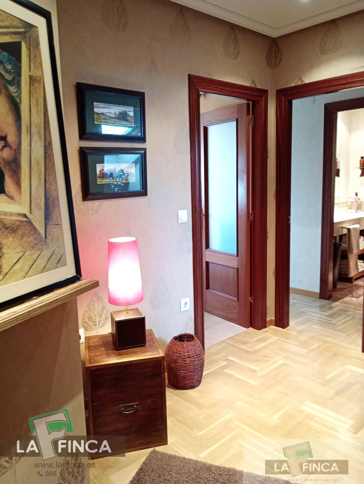 For sale of flat in Siero