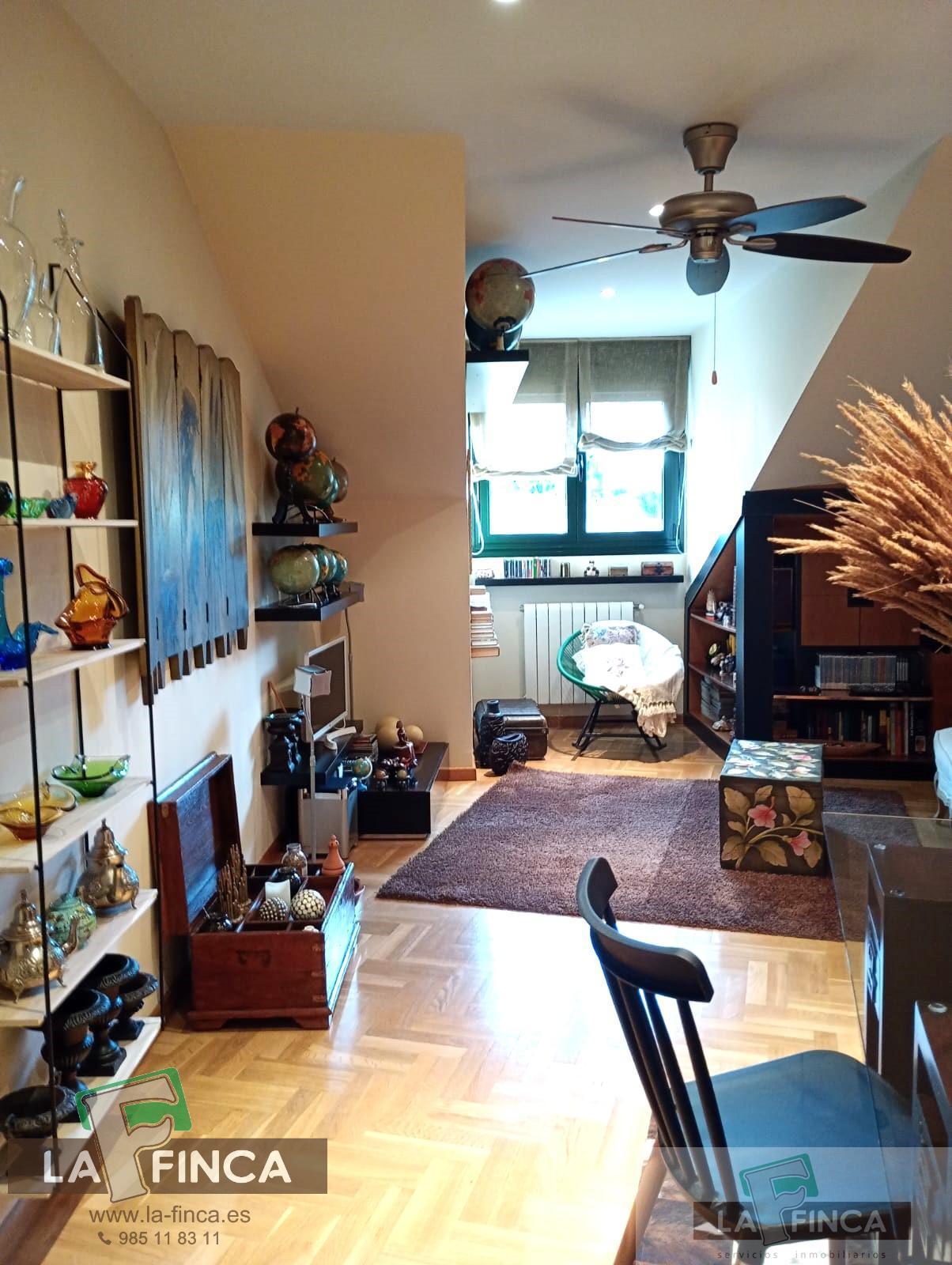 For sale of flat in Siero