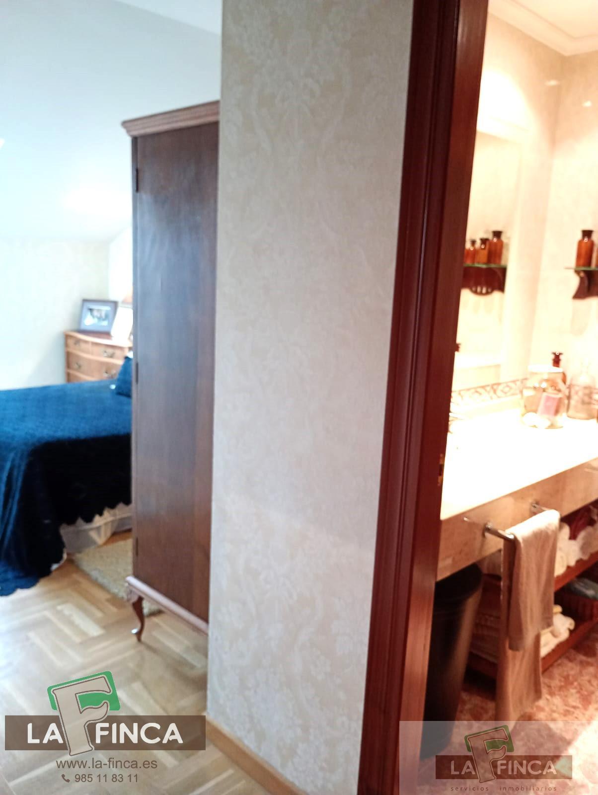 For sale of flat in Siero