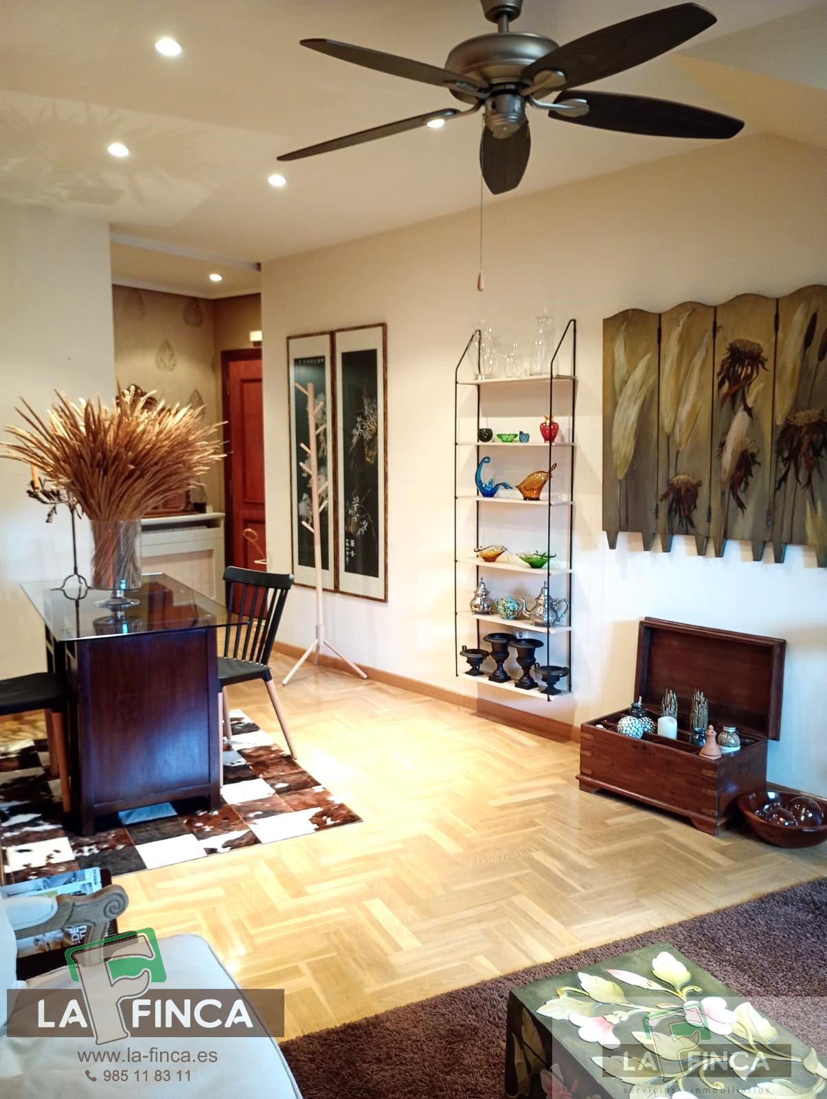 For sale of flat in Siero