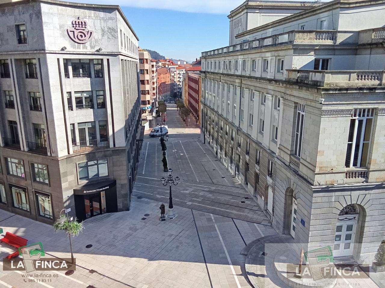 For sale of duplex in Oviedo