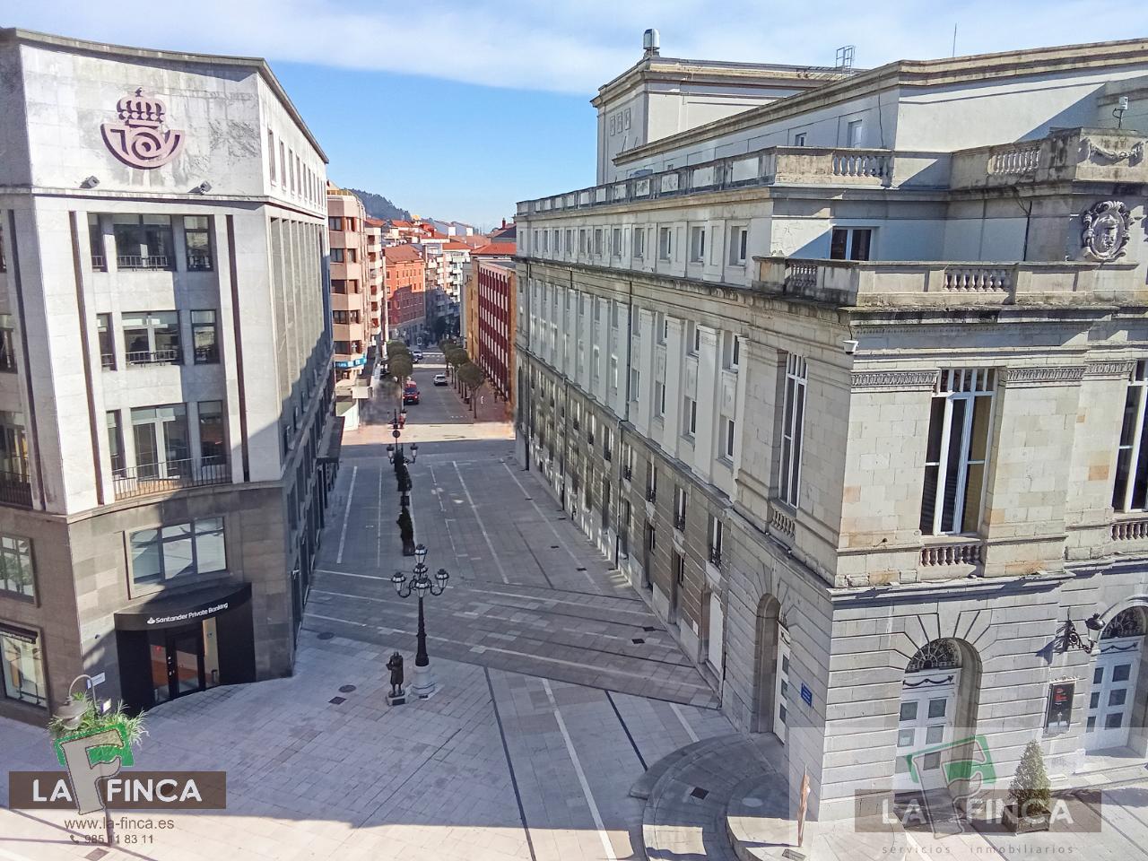For sale of duplex in Oviedo