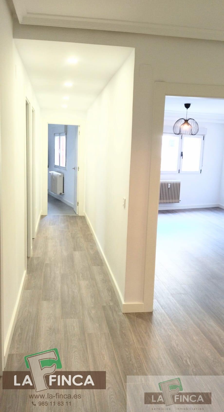 For sale of flat in Oviedo