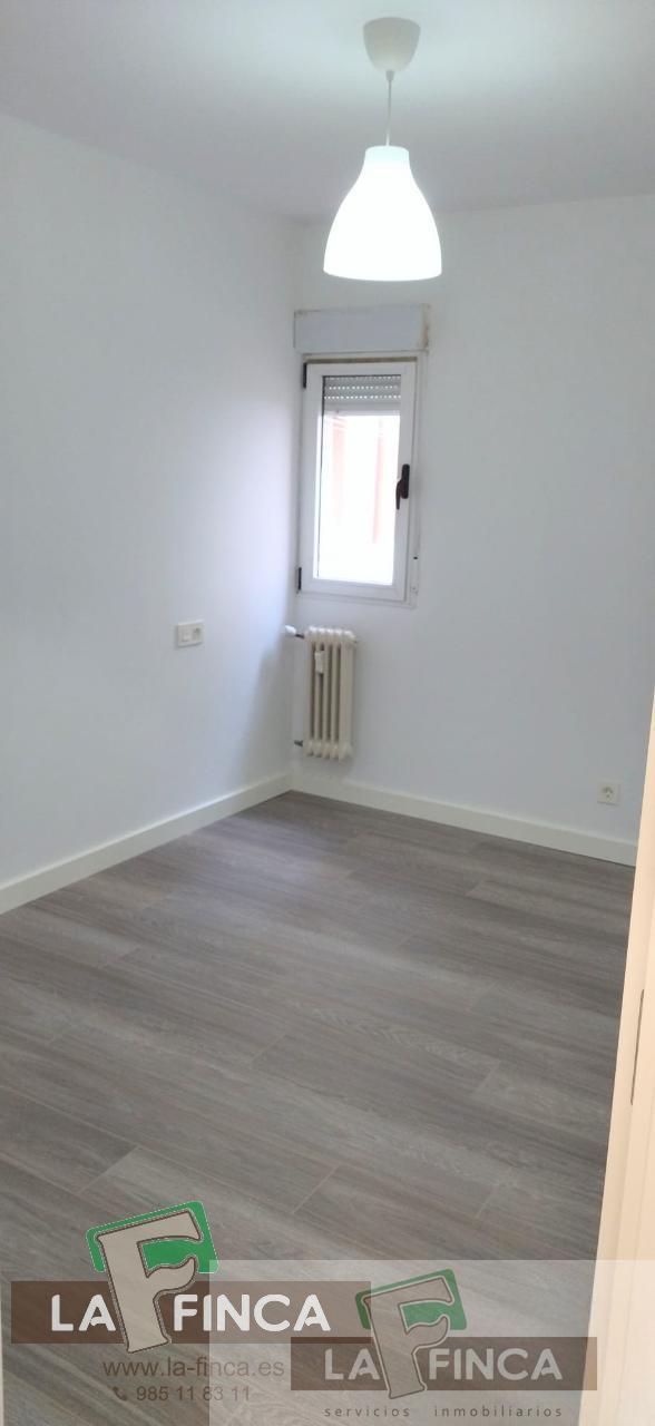 For sale of flat in Oviedo