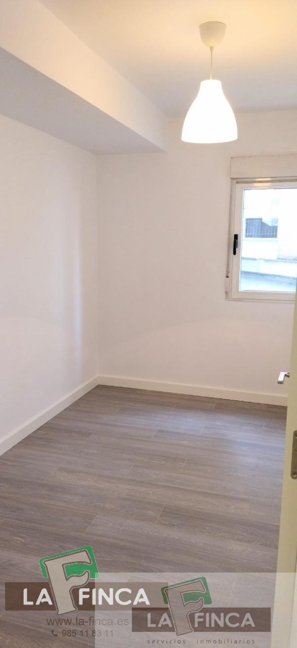 For sale of flat in Oviedo