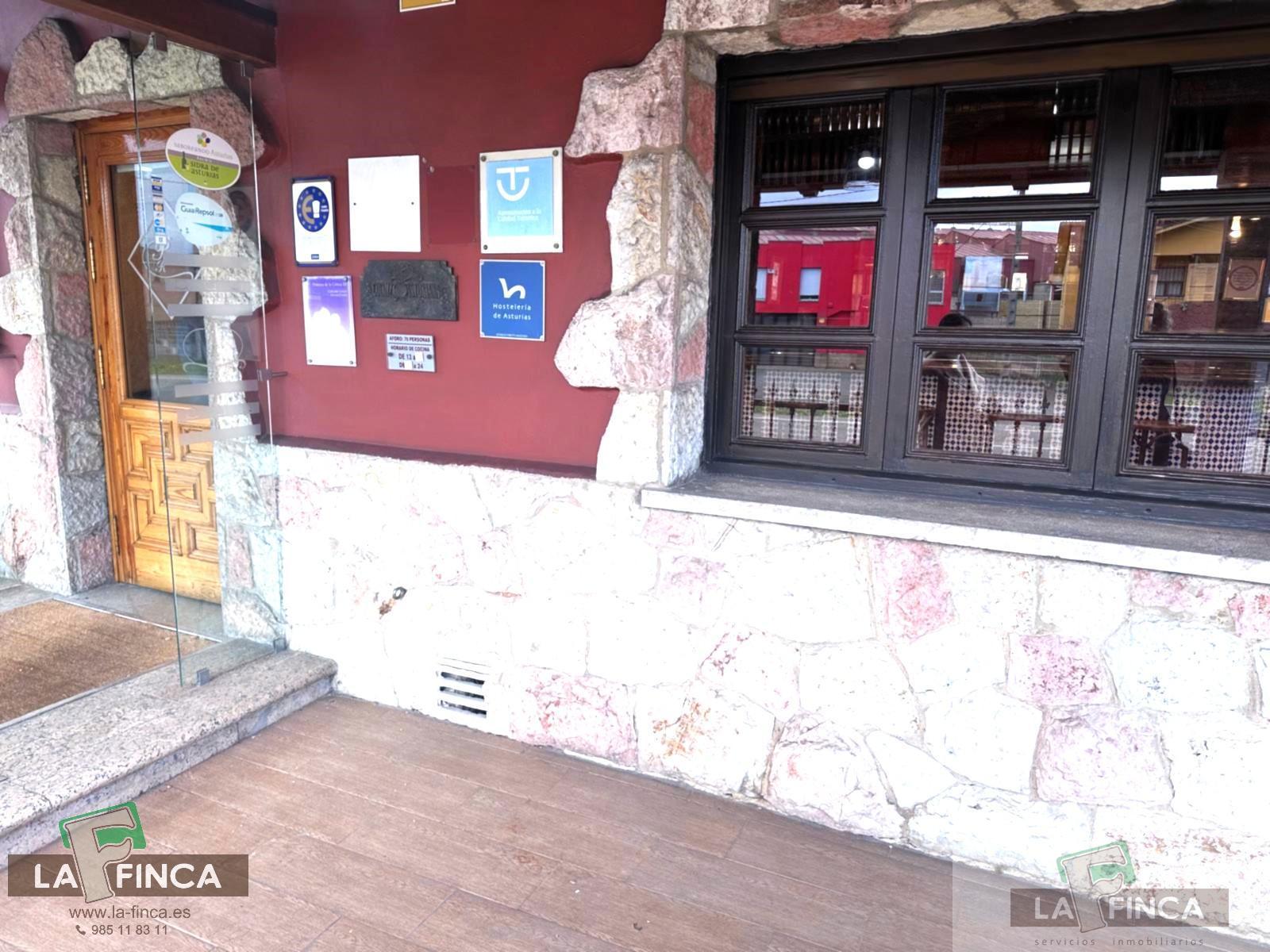 For sale of commercial in Oviedo