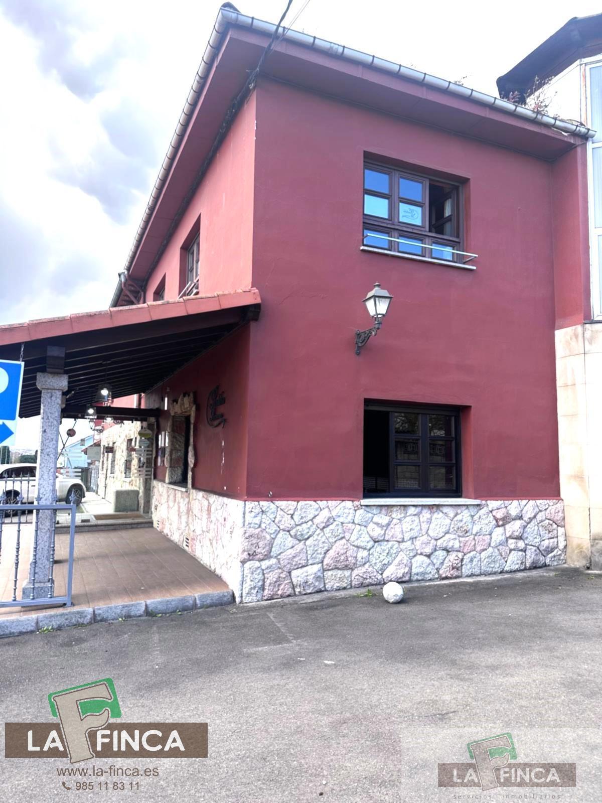 For sale of commercial in Oviedo