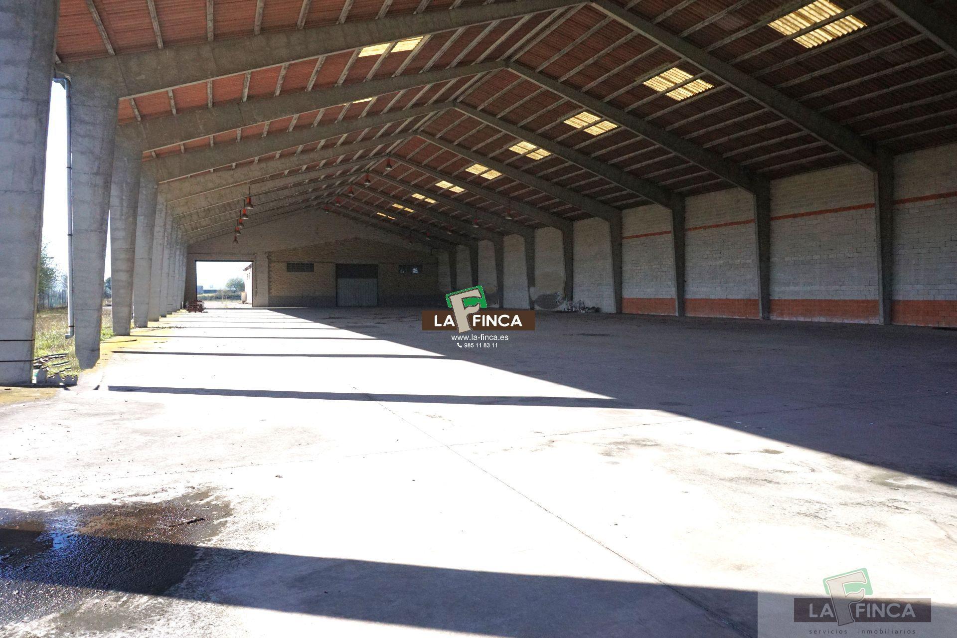 Venta de nave industrial en Siero