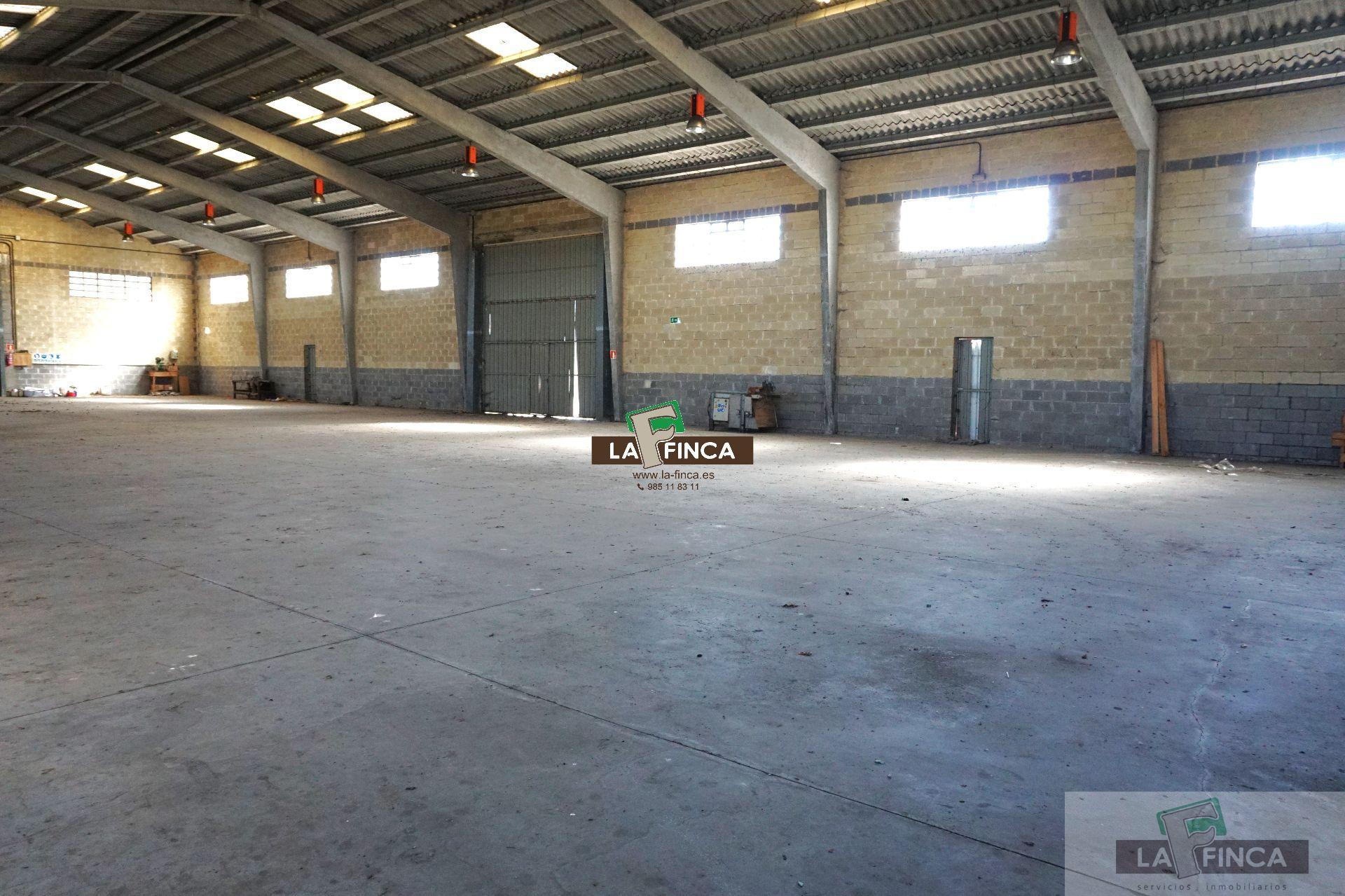 Venta de nave industrial en Siero