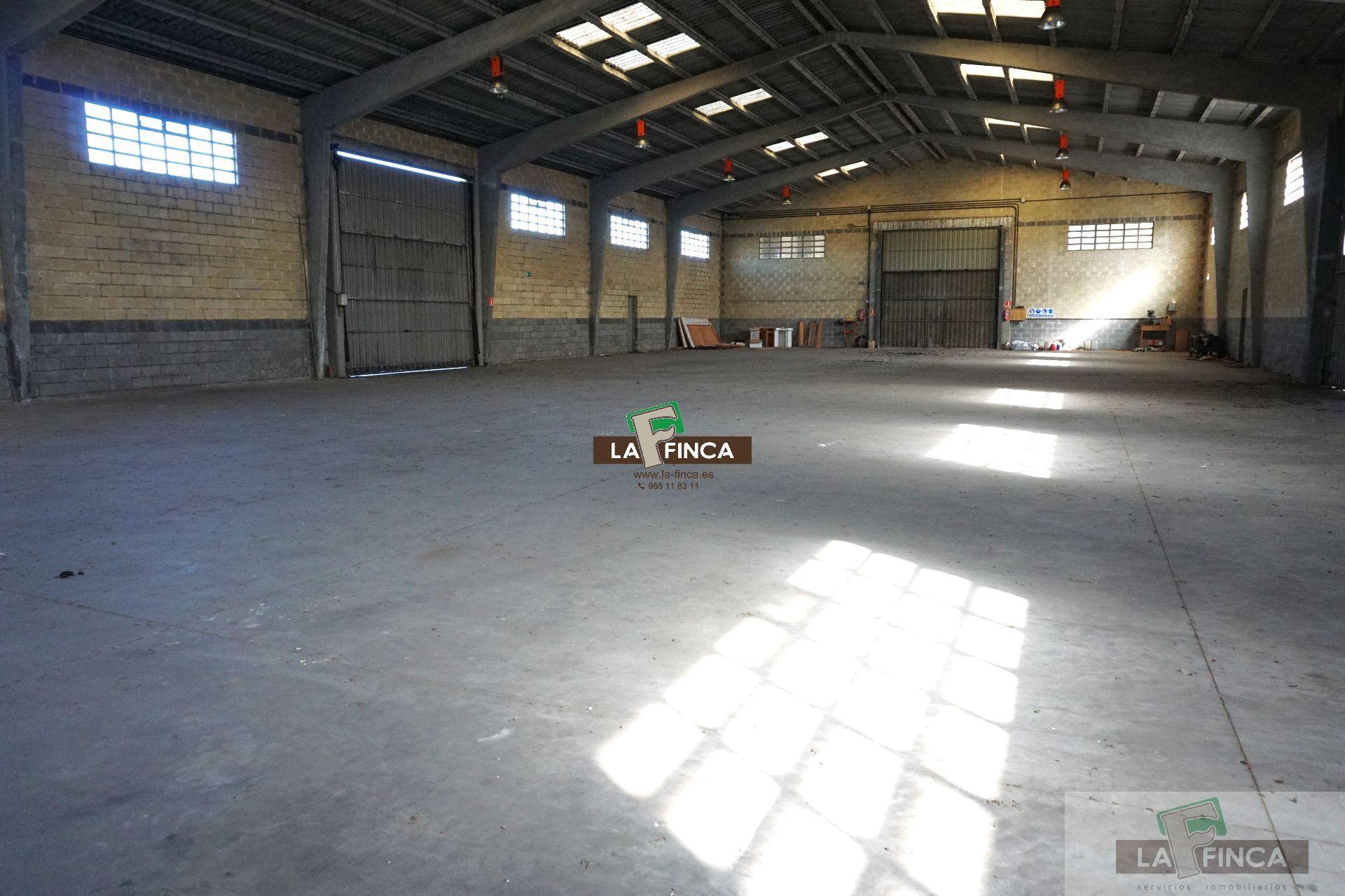 Venta de nave industrial en Siero