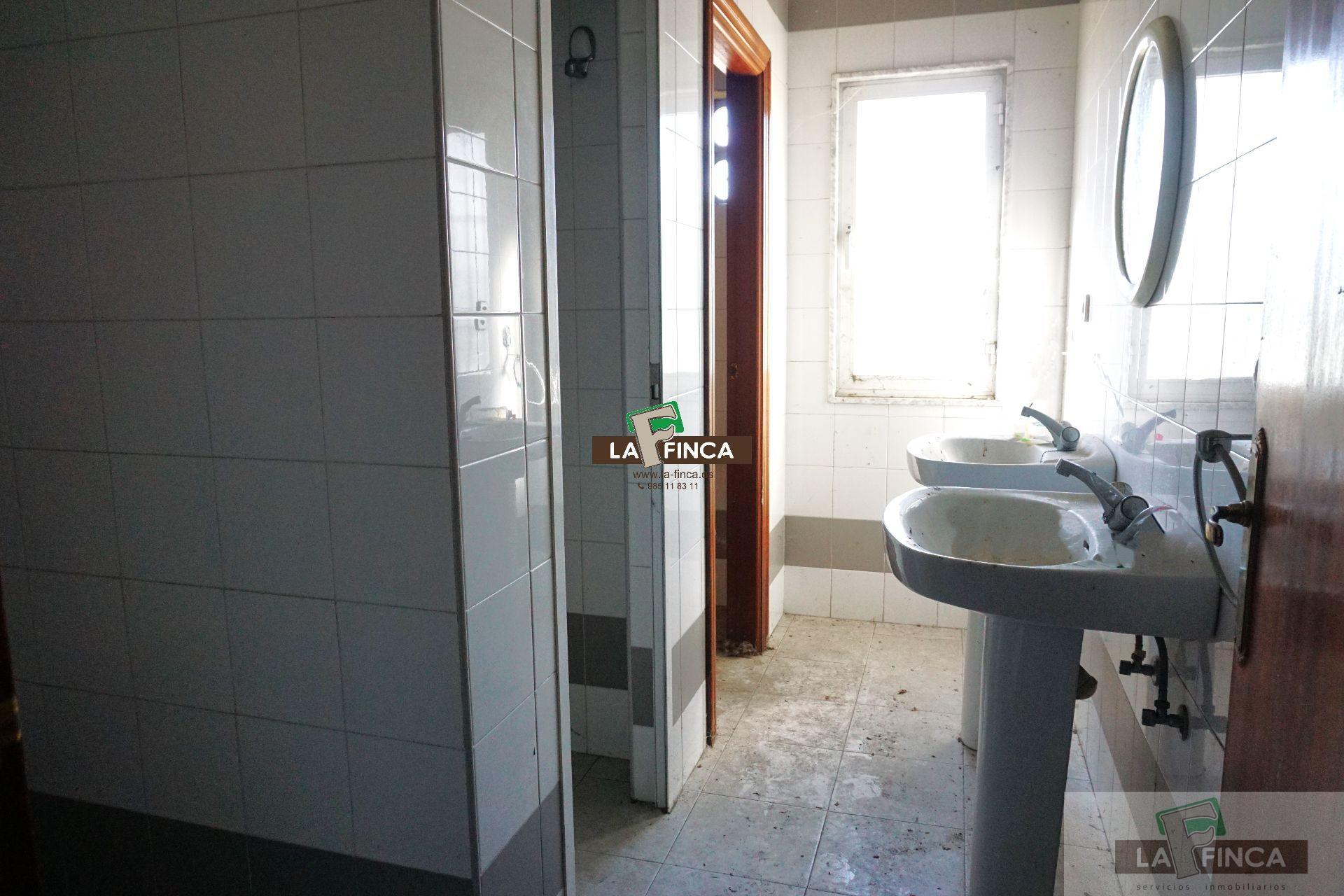 Venta de nave industrial en Siero