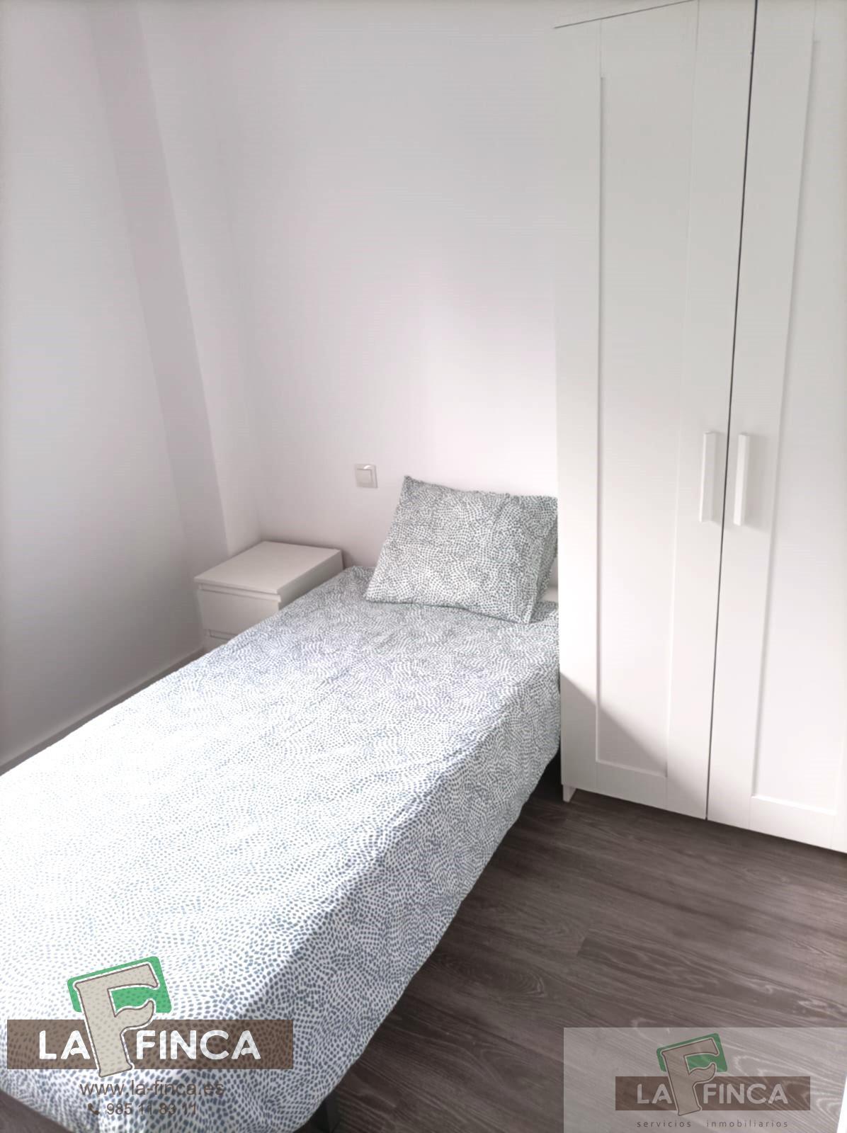 For sale of flat in Oviedo