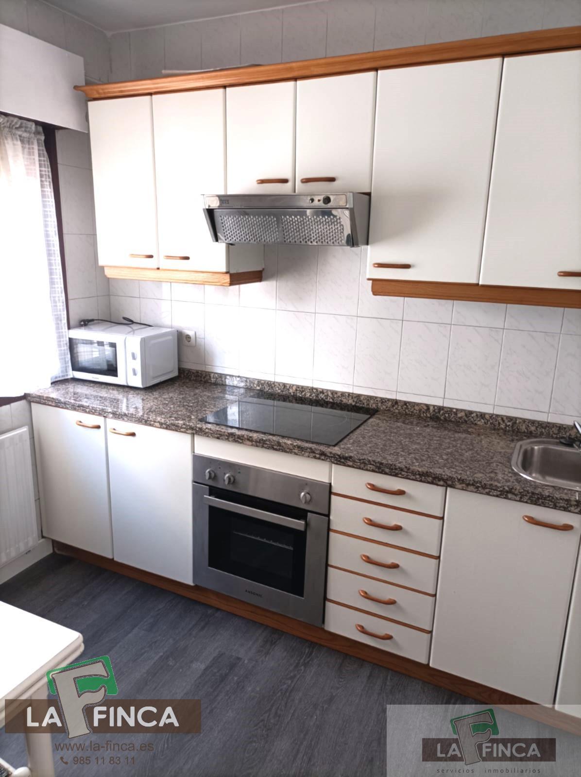 For sale of flat in Oviedo