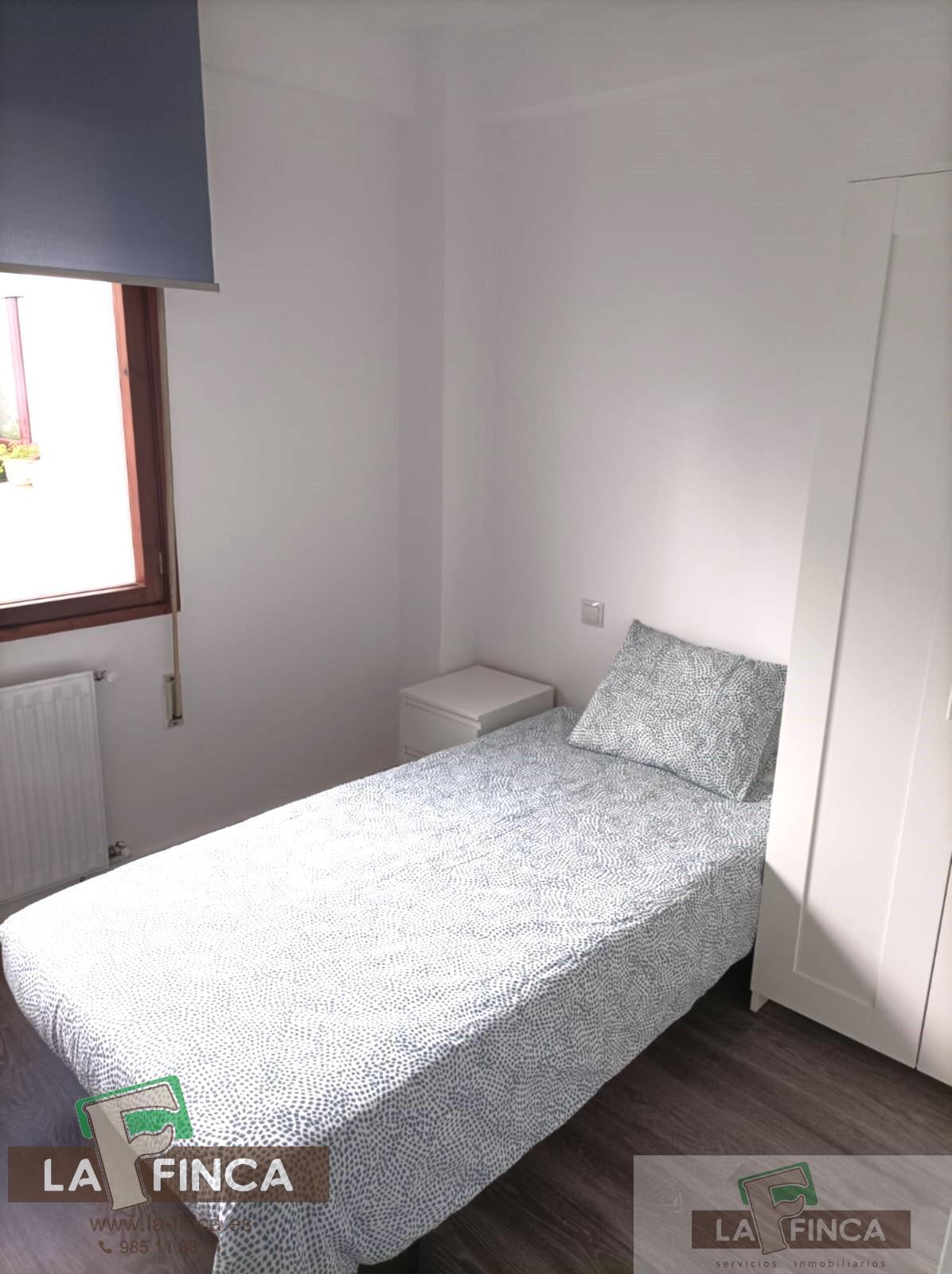 For sale of flat in Oviedo