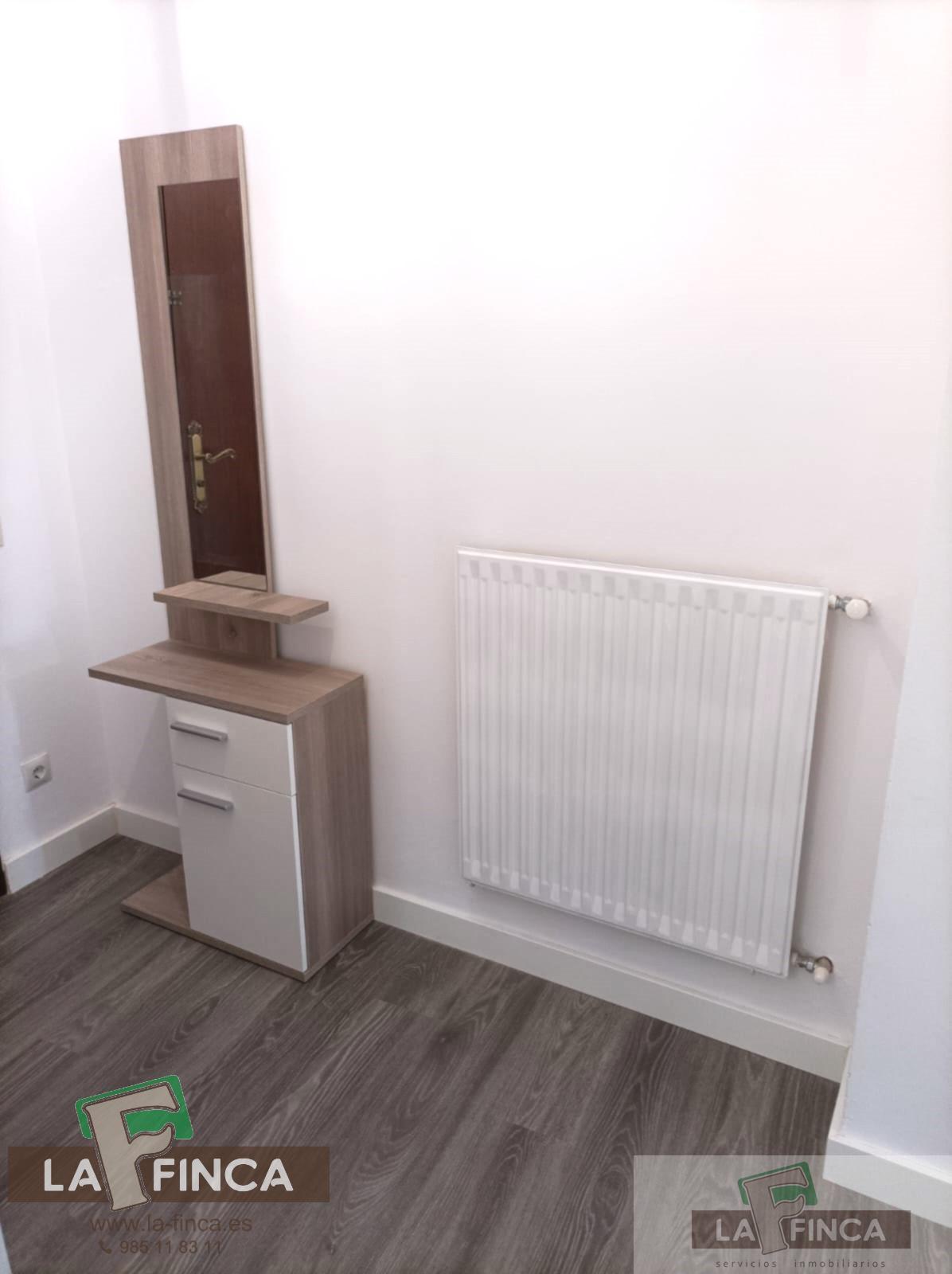 For sale of flat in Oviedo