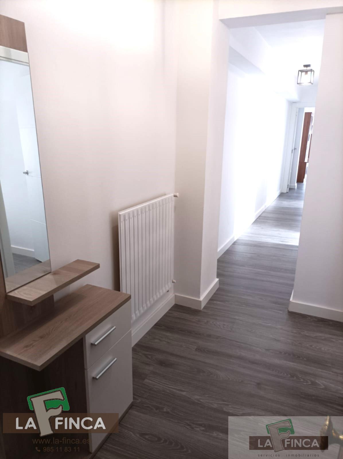 For sale of flat in Oviedo