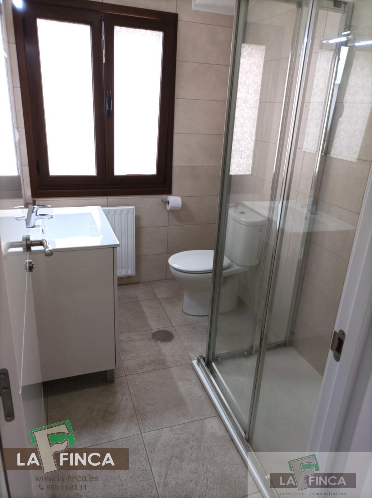 For sale of flat in Oviedo