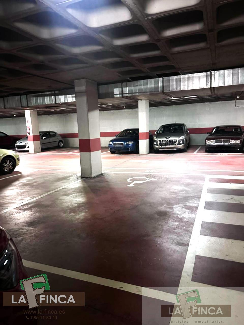 For sale of garage in Oviedo