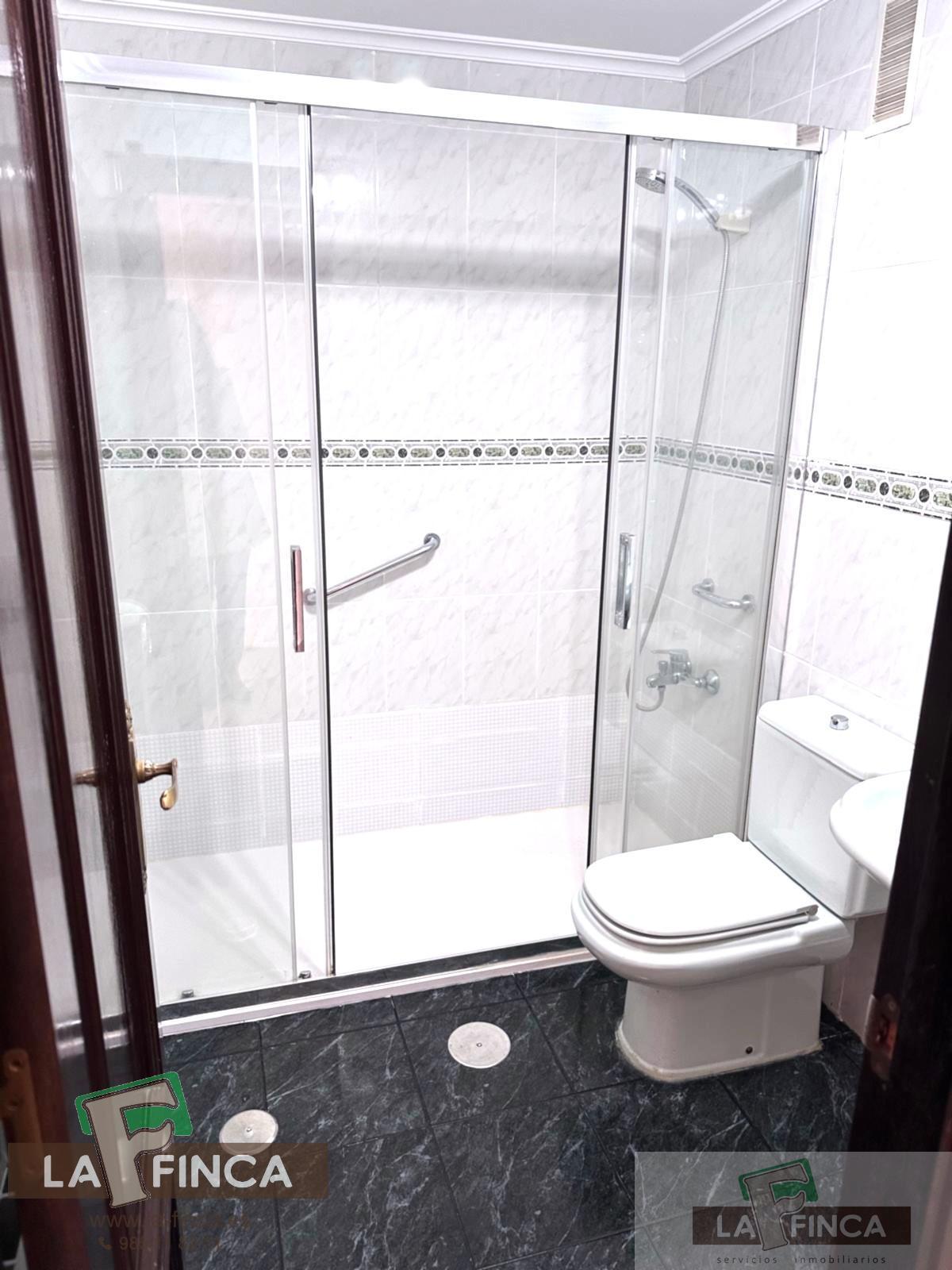 For sale of flat in Oviedo
