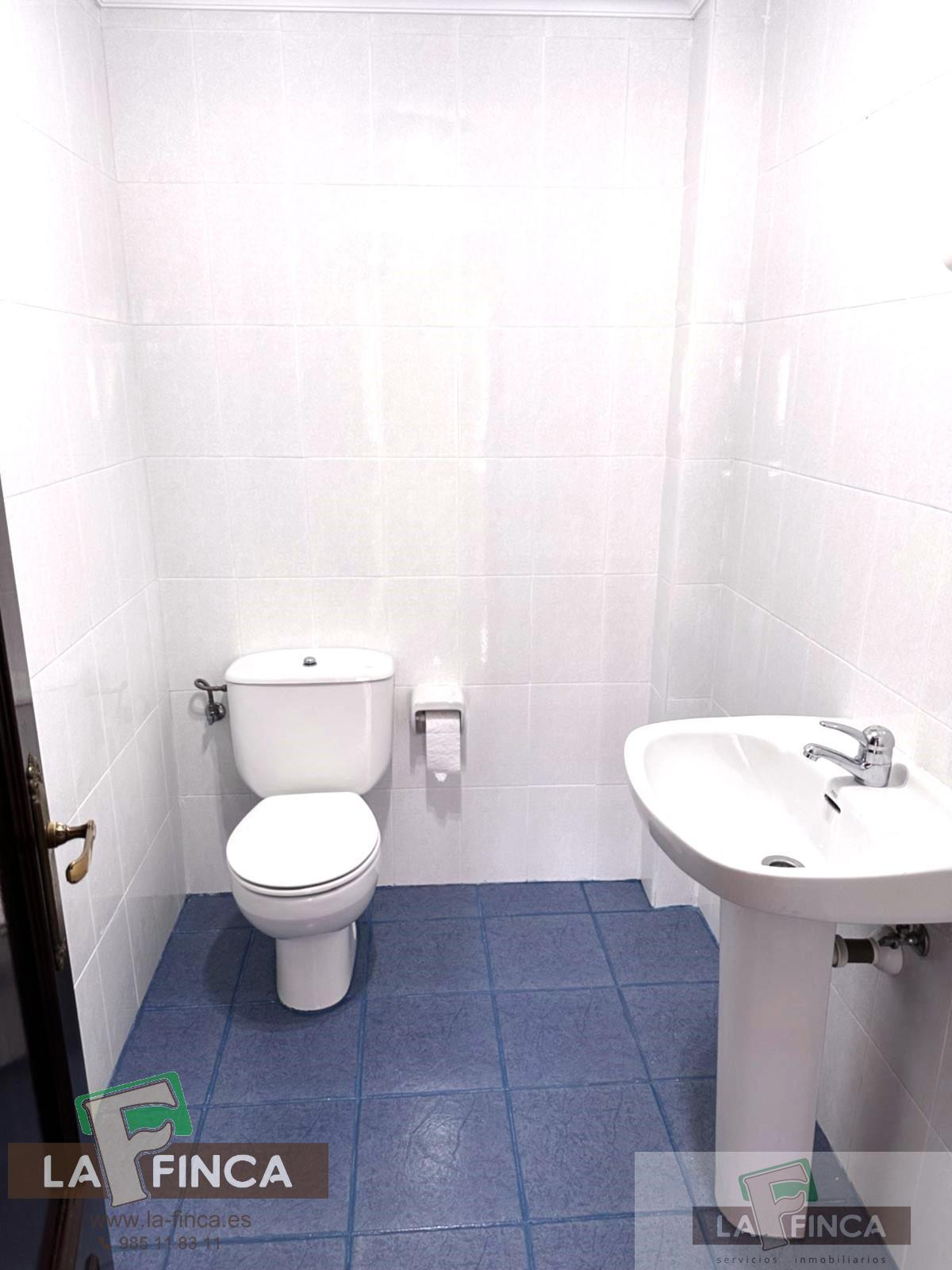 For sale of flat in Oviedo