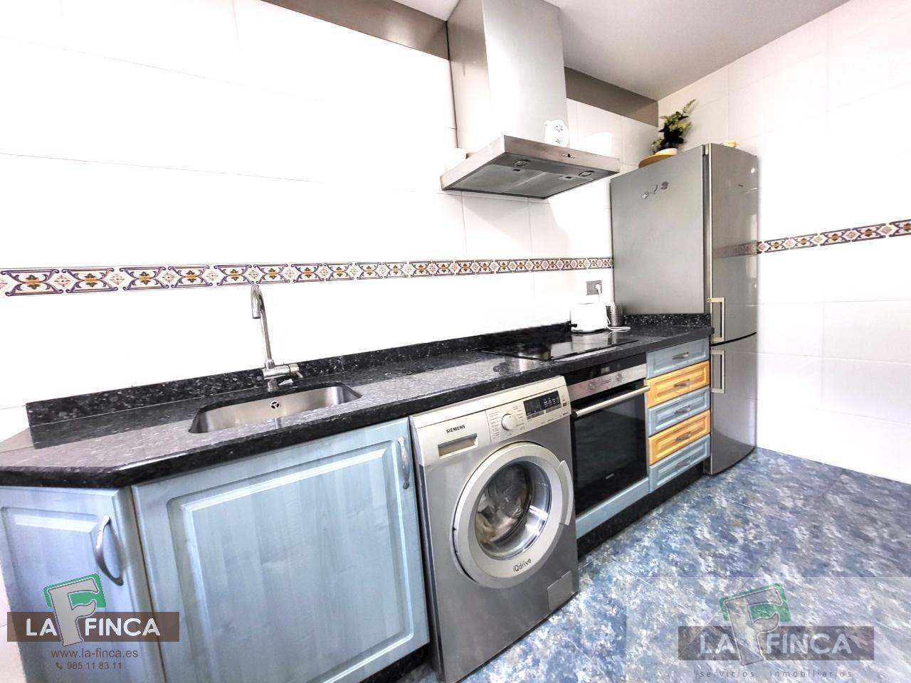For sale of flat in Cangas del Narcea