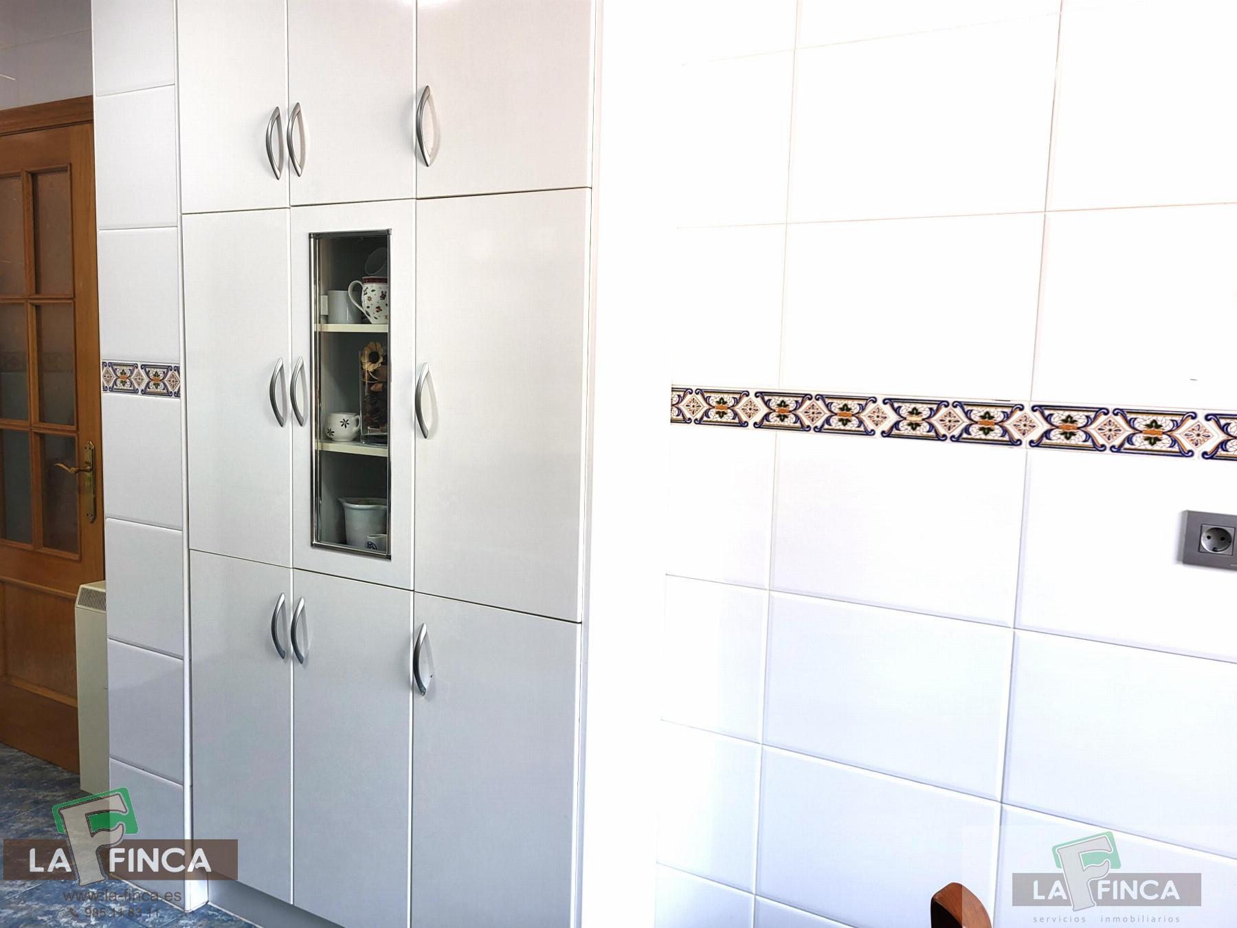 For sale of flat in Cangas del Narcea