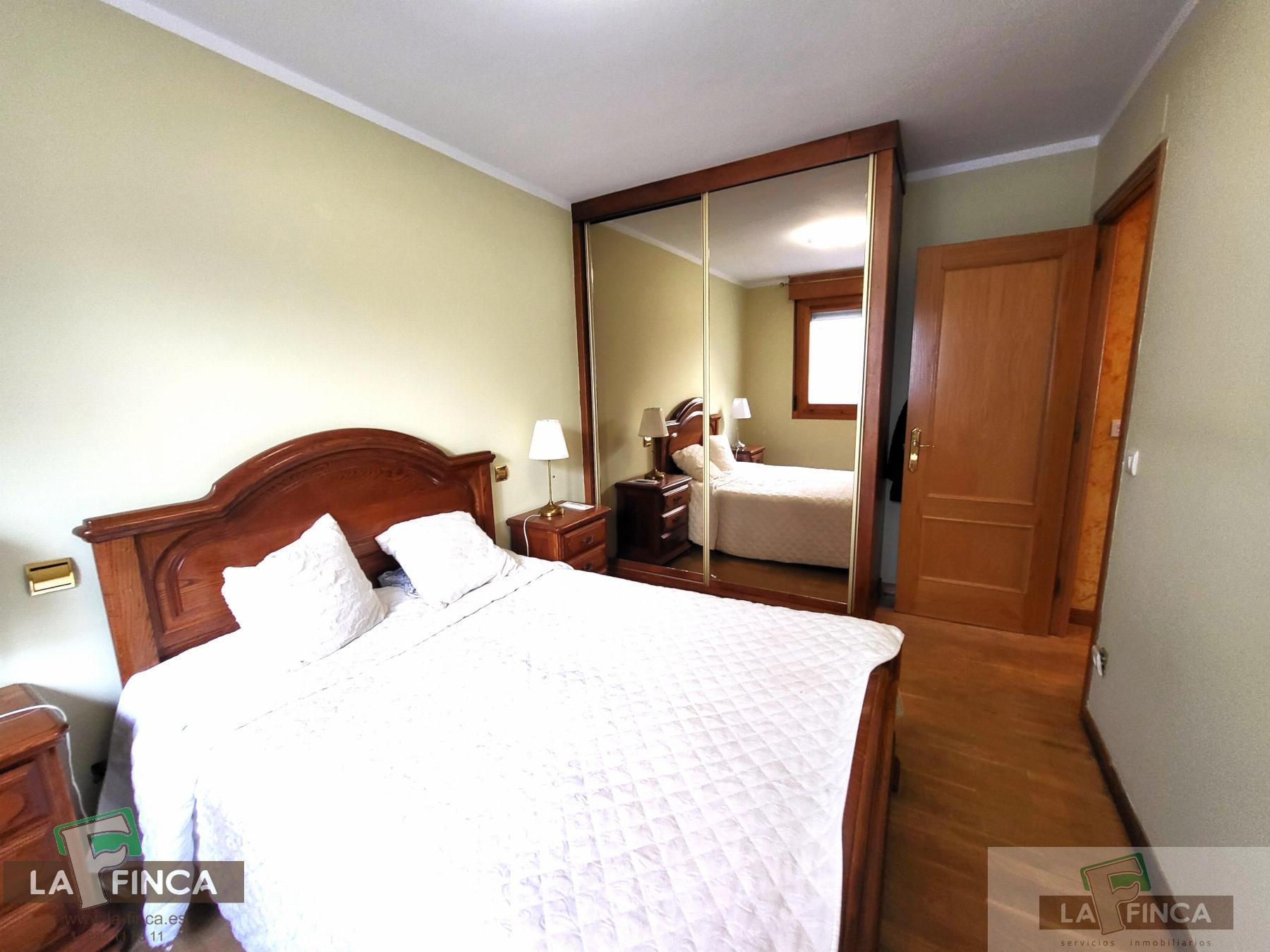 For sale of flat in Cangas del Narcea