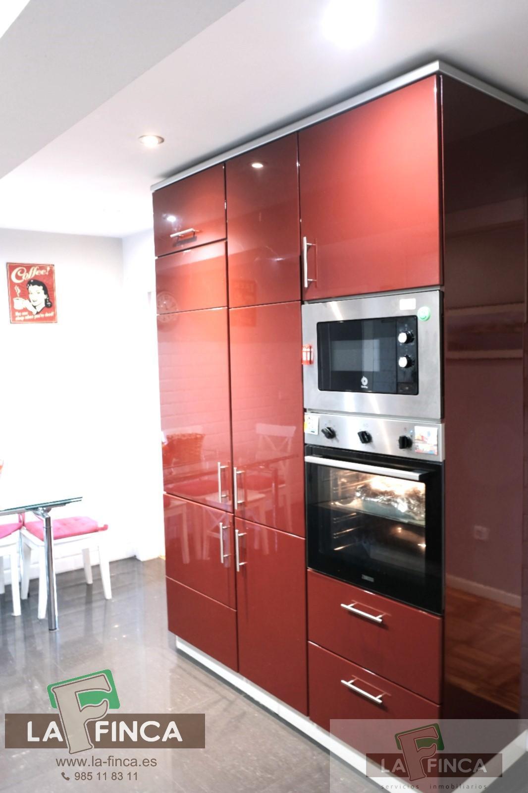 For sale of flat in Oviedo