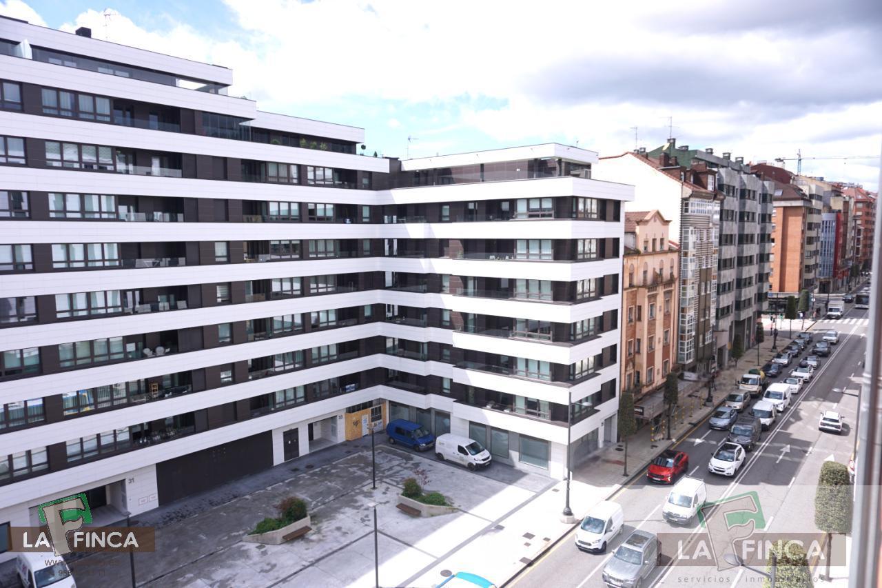 For sale of flat in Oviedo