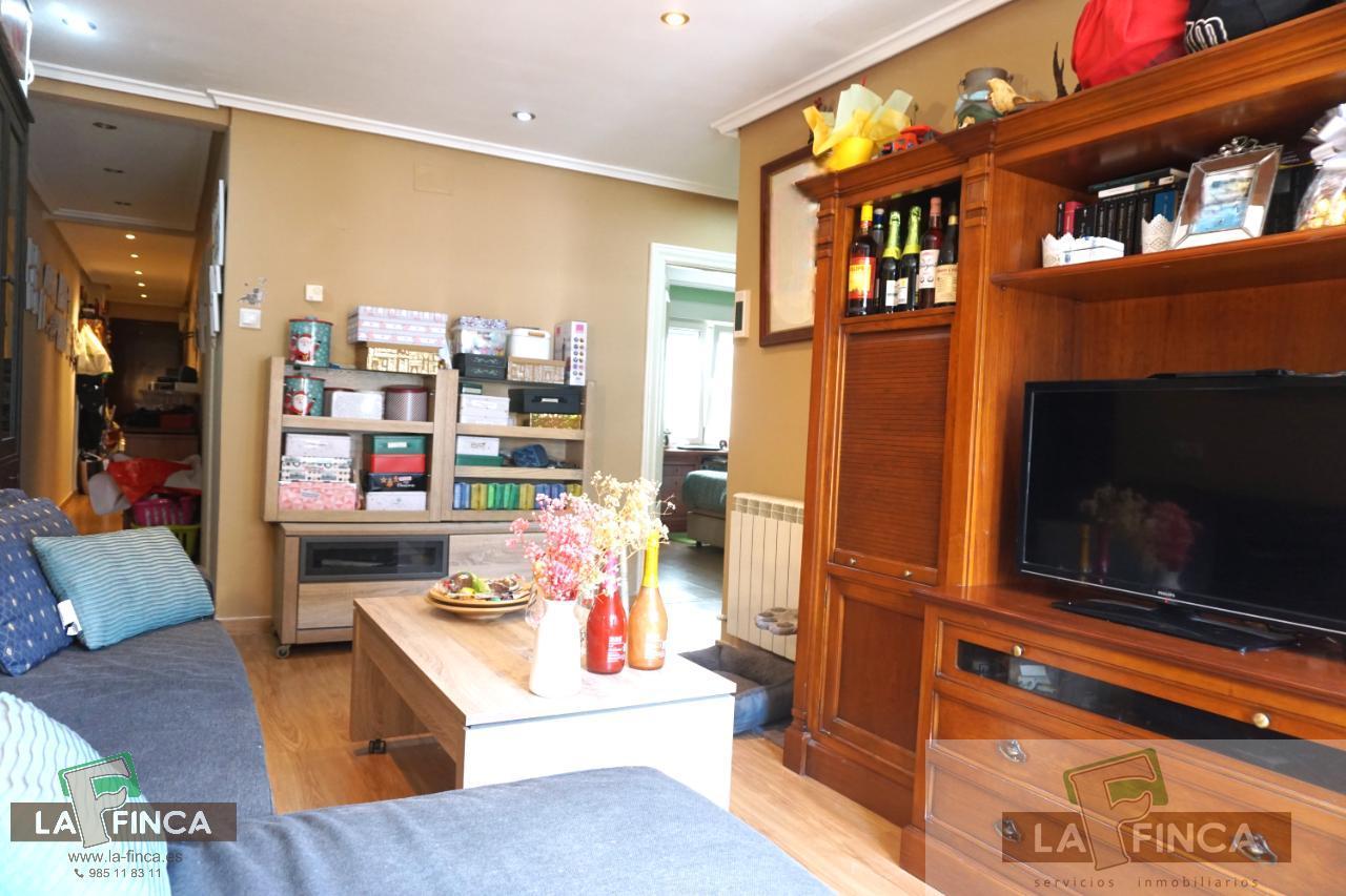 For sale of flat in Oviedo