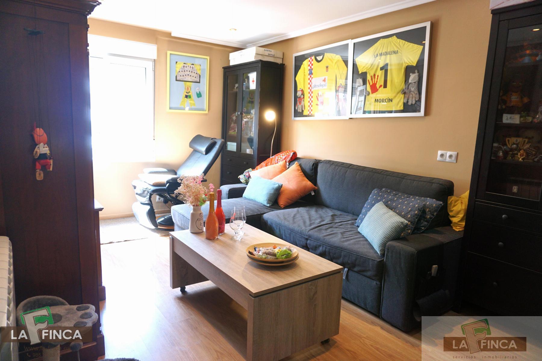 For sale of flat in Oviedo