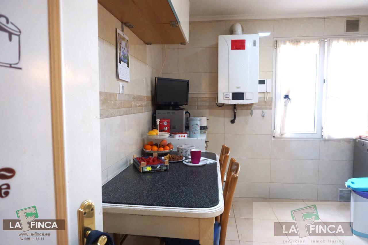 For sale of flat in Oviedo