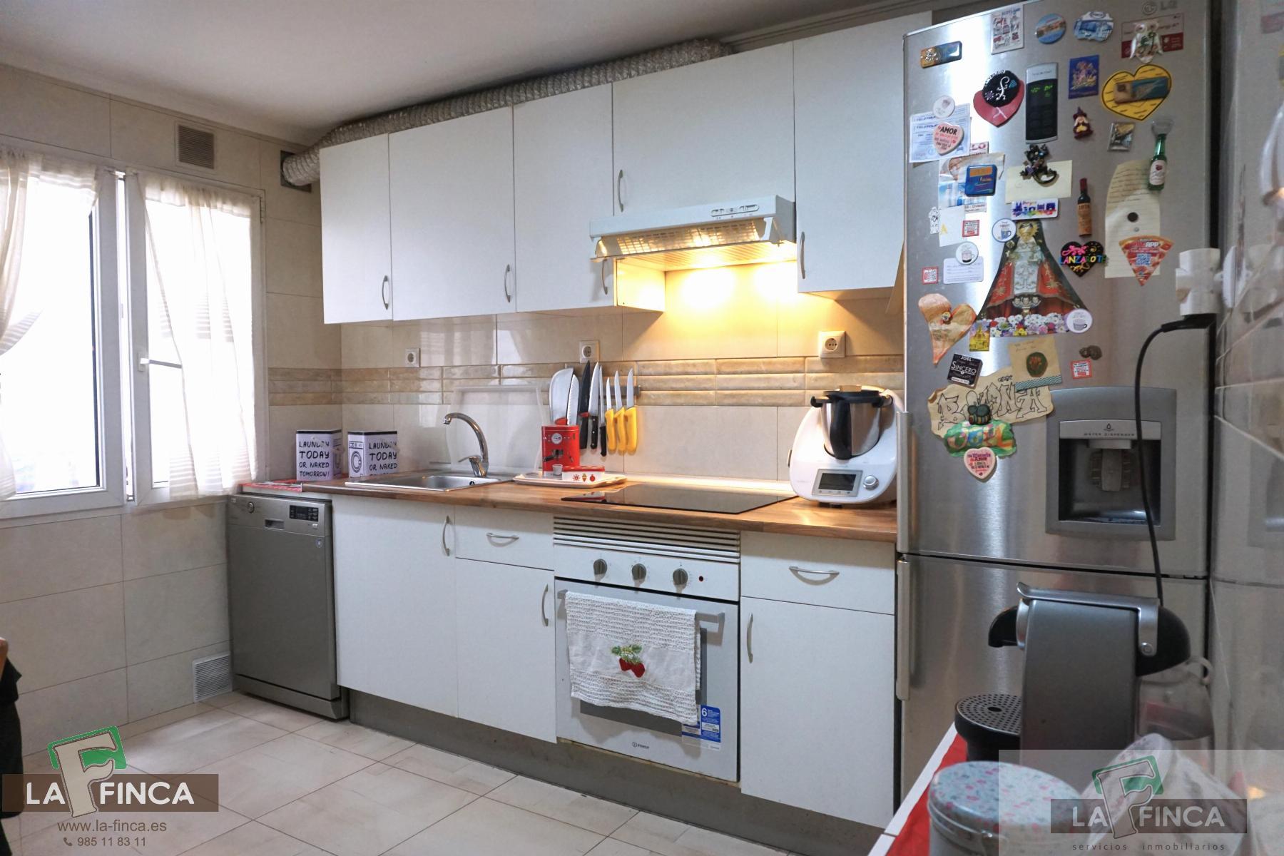 For sale of flat in Oviedo