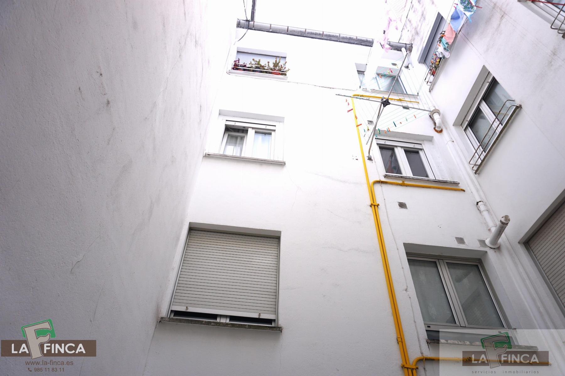 For sale of flat in Oviedo