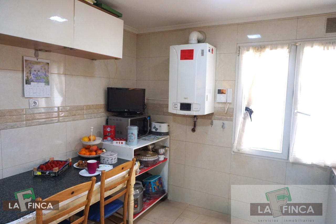 For sale of flat in Oviedo