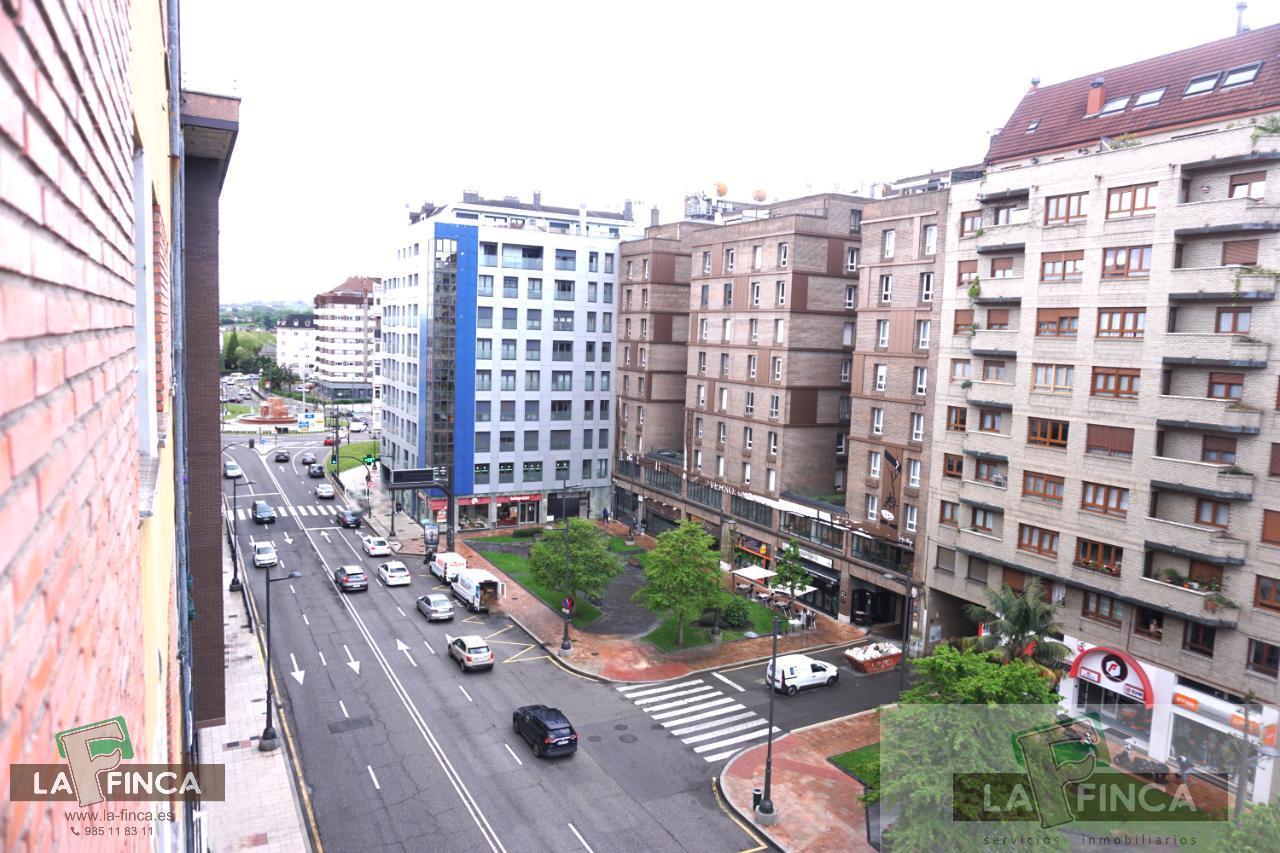 For sale of flat in Oviedo
