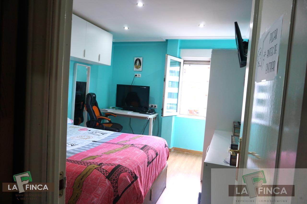 For sale of flat in Oviedo