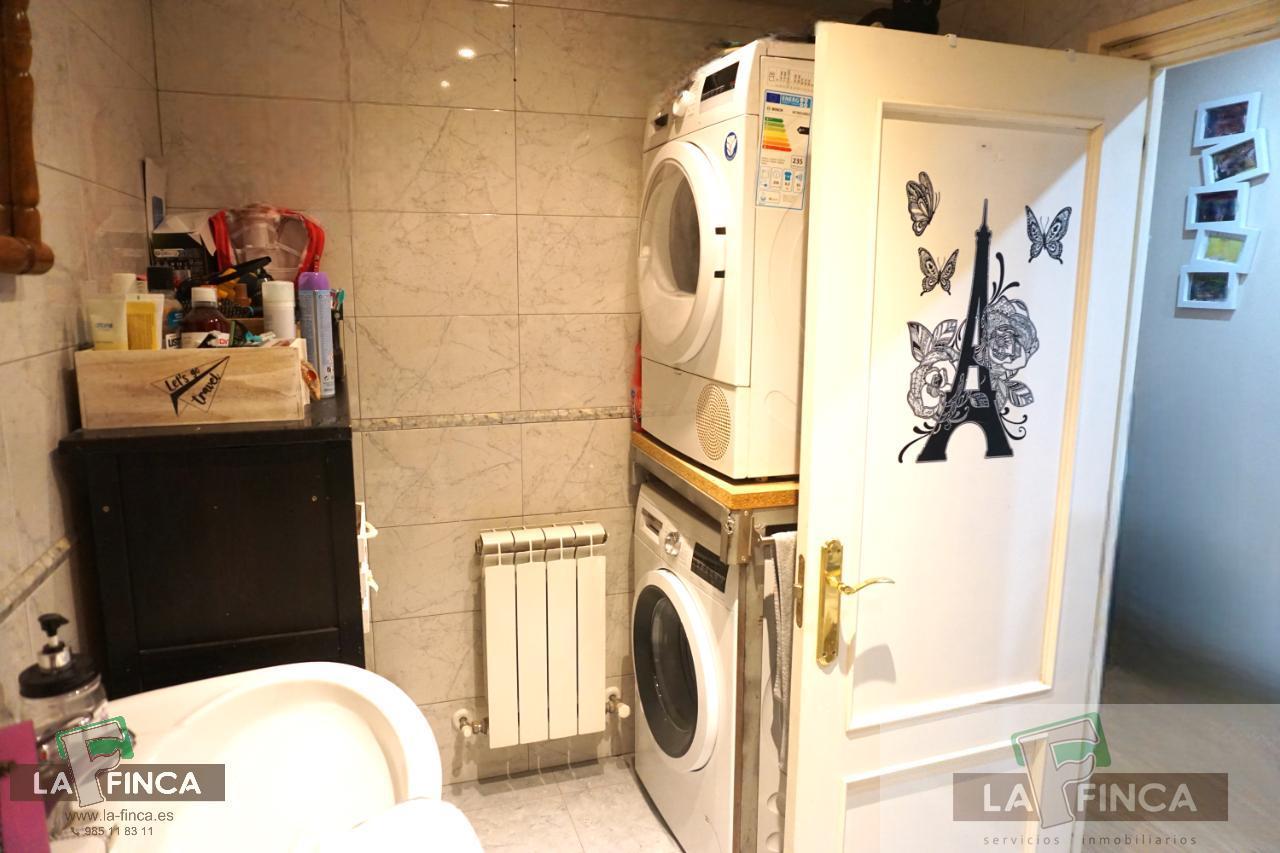 For sale of flat in Oviedo