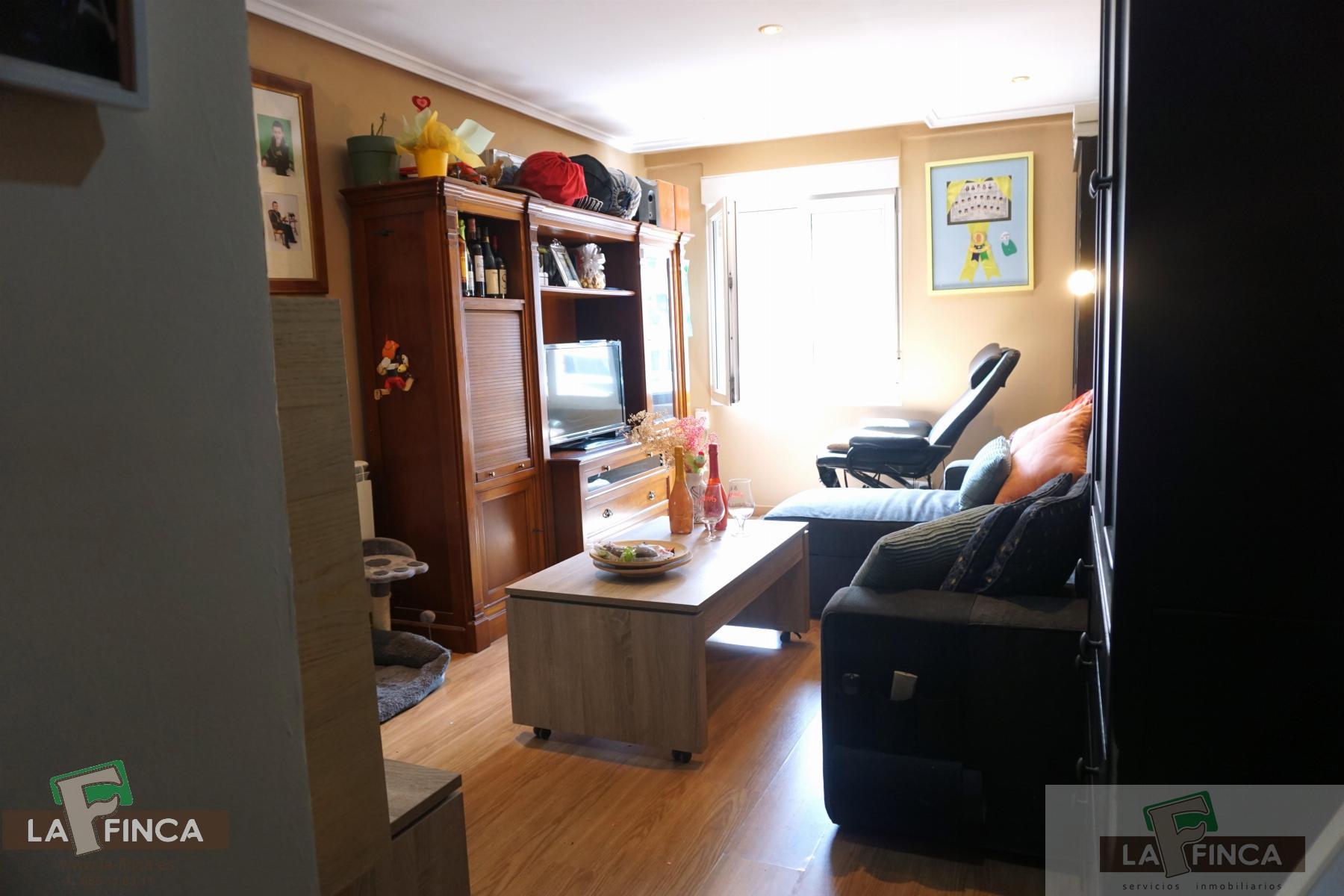 For sale of flat in Oviedo
