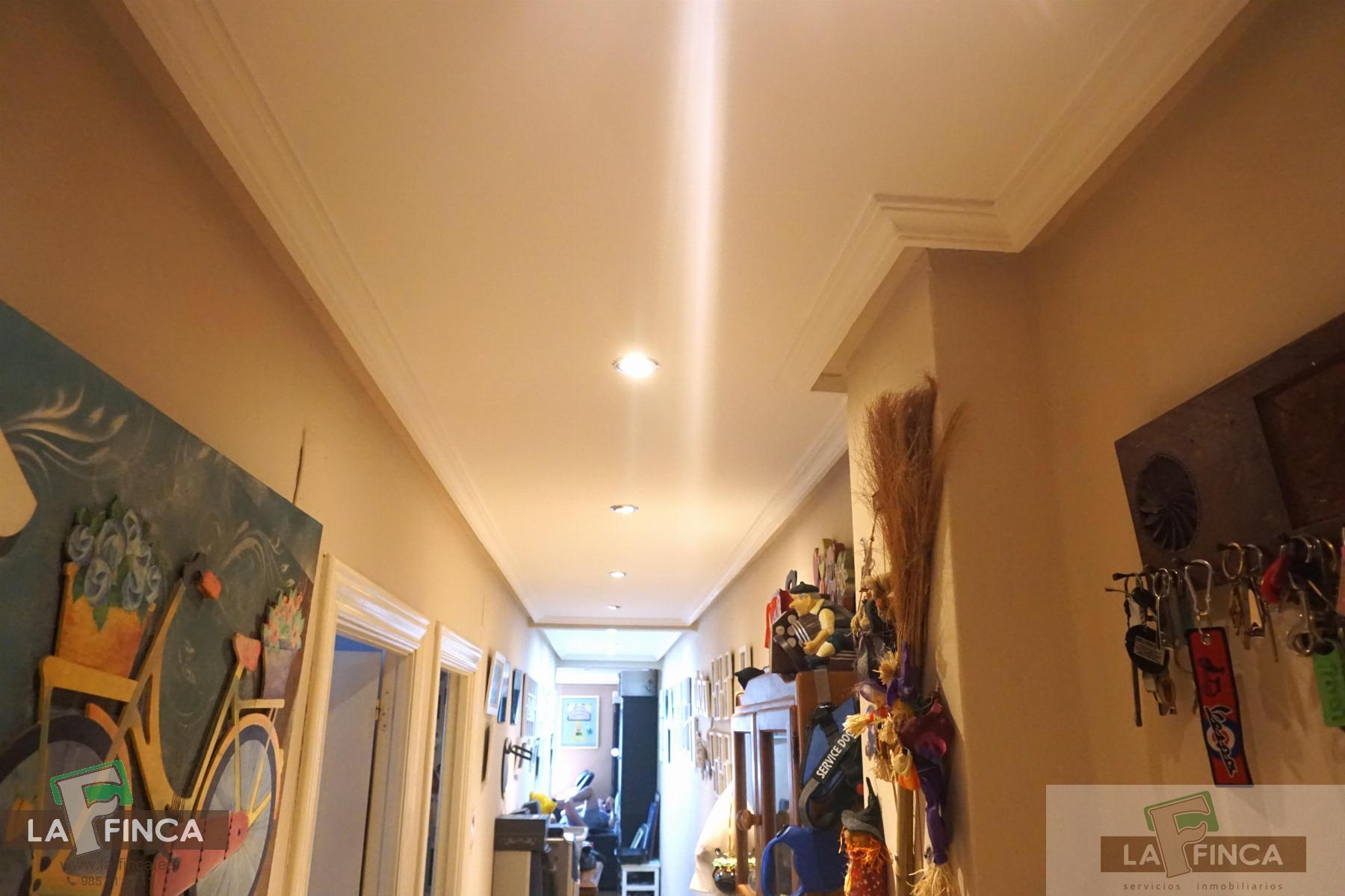 For sale of flat in Oviedo