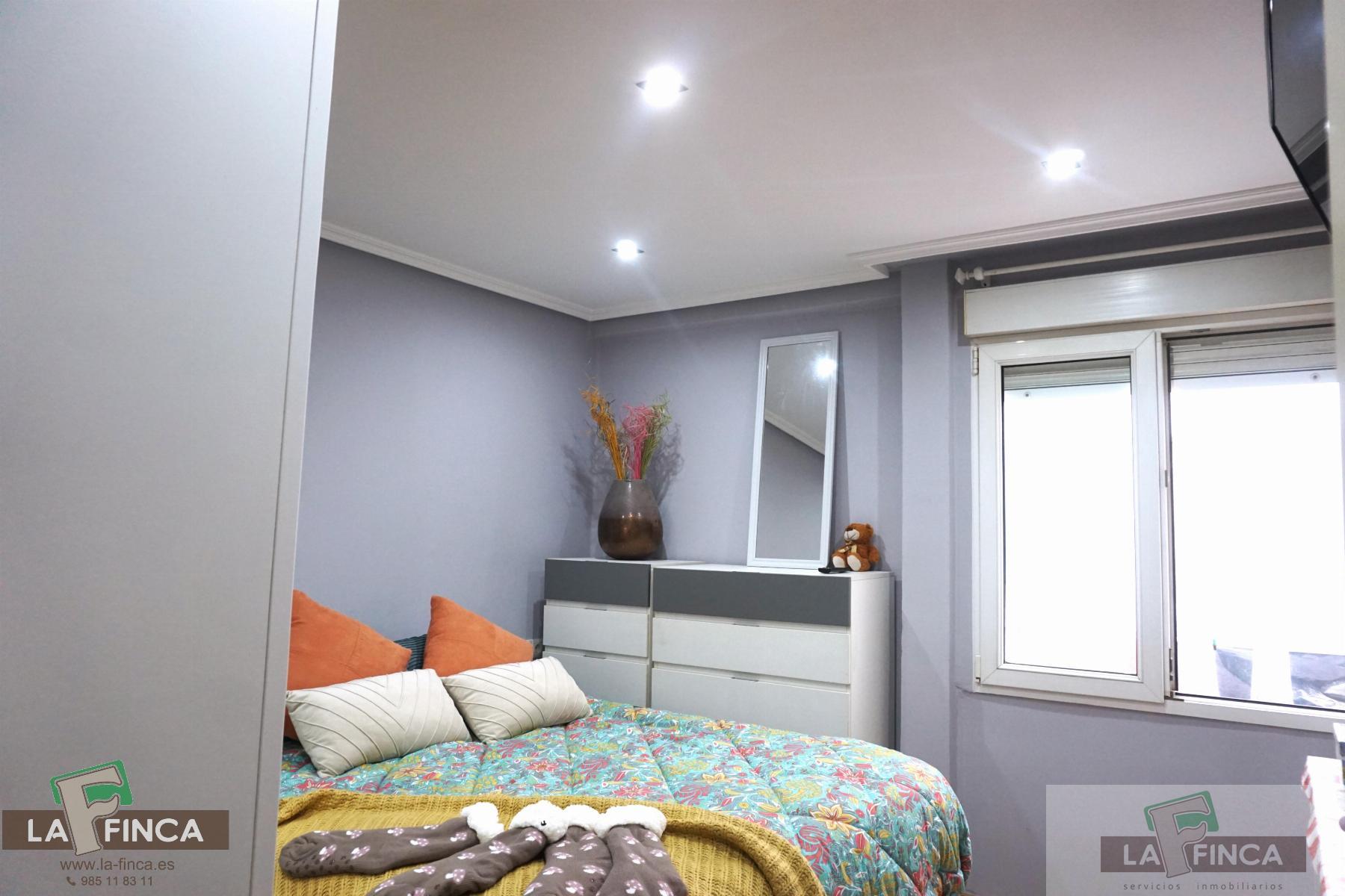 For sale of flat in Oviedo