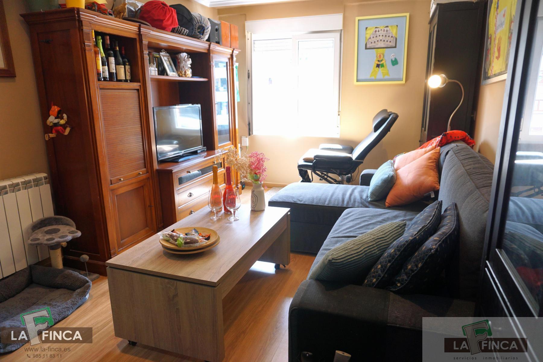 For sale of flat in Oviedo