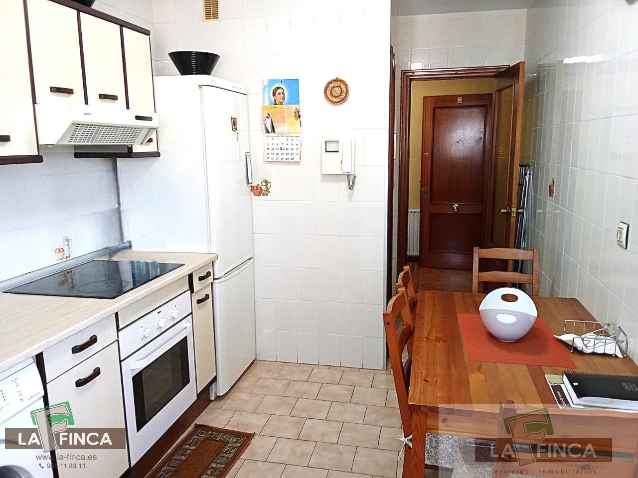 Venta de piso en Oviedo