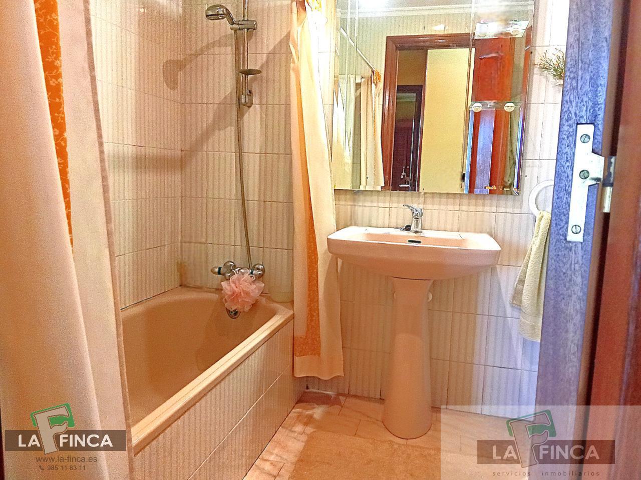 Venta de piso en Oviedo