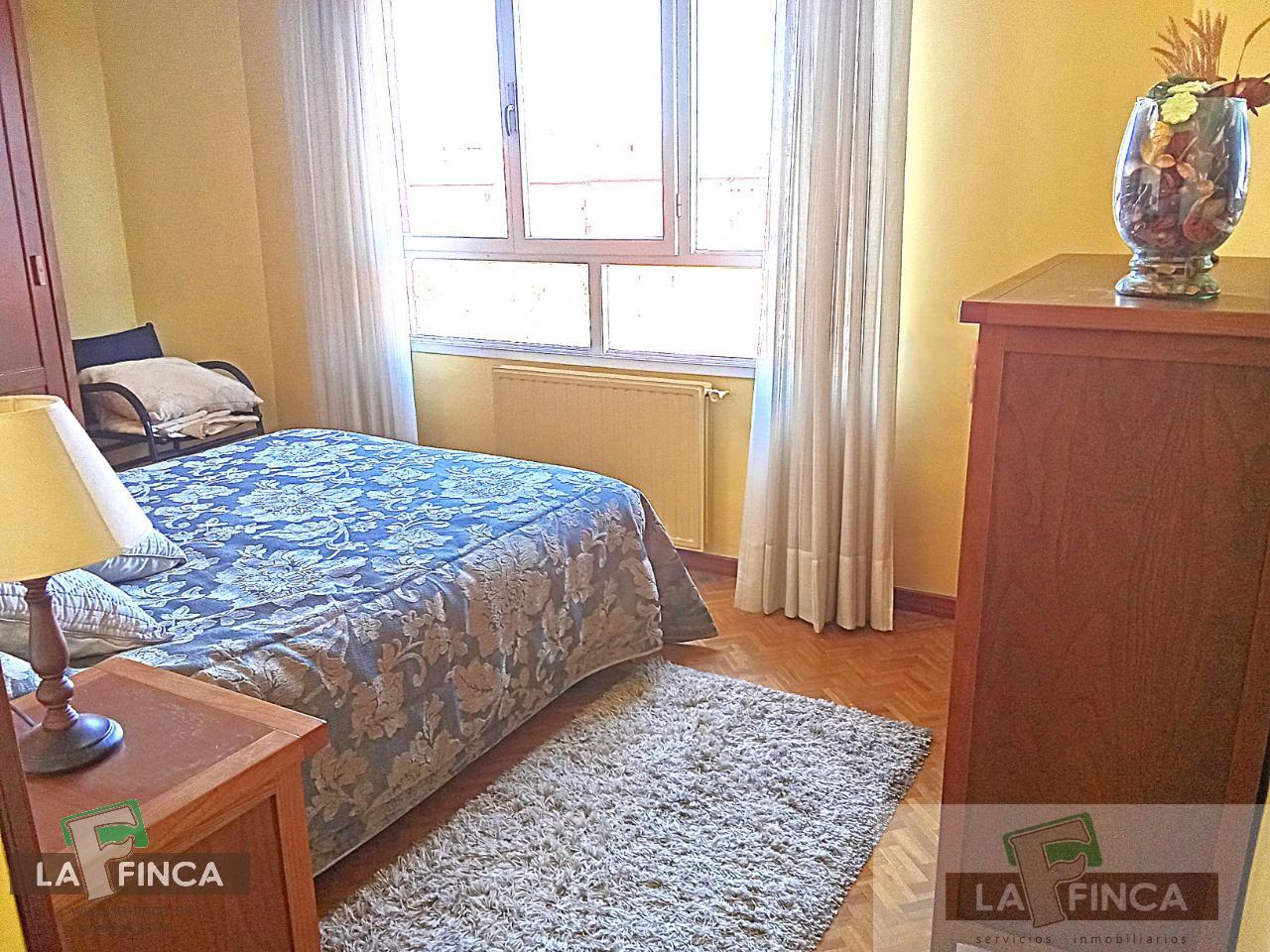 Venta de piso en Oviedo