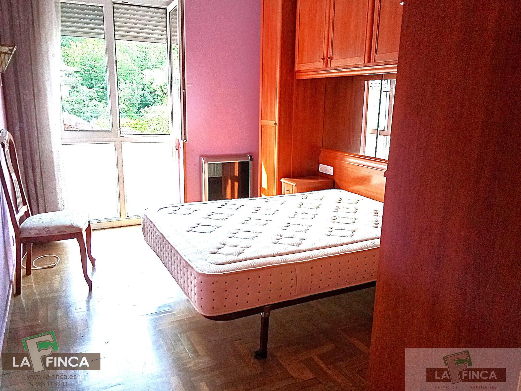 For sale of flat in Oviedo