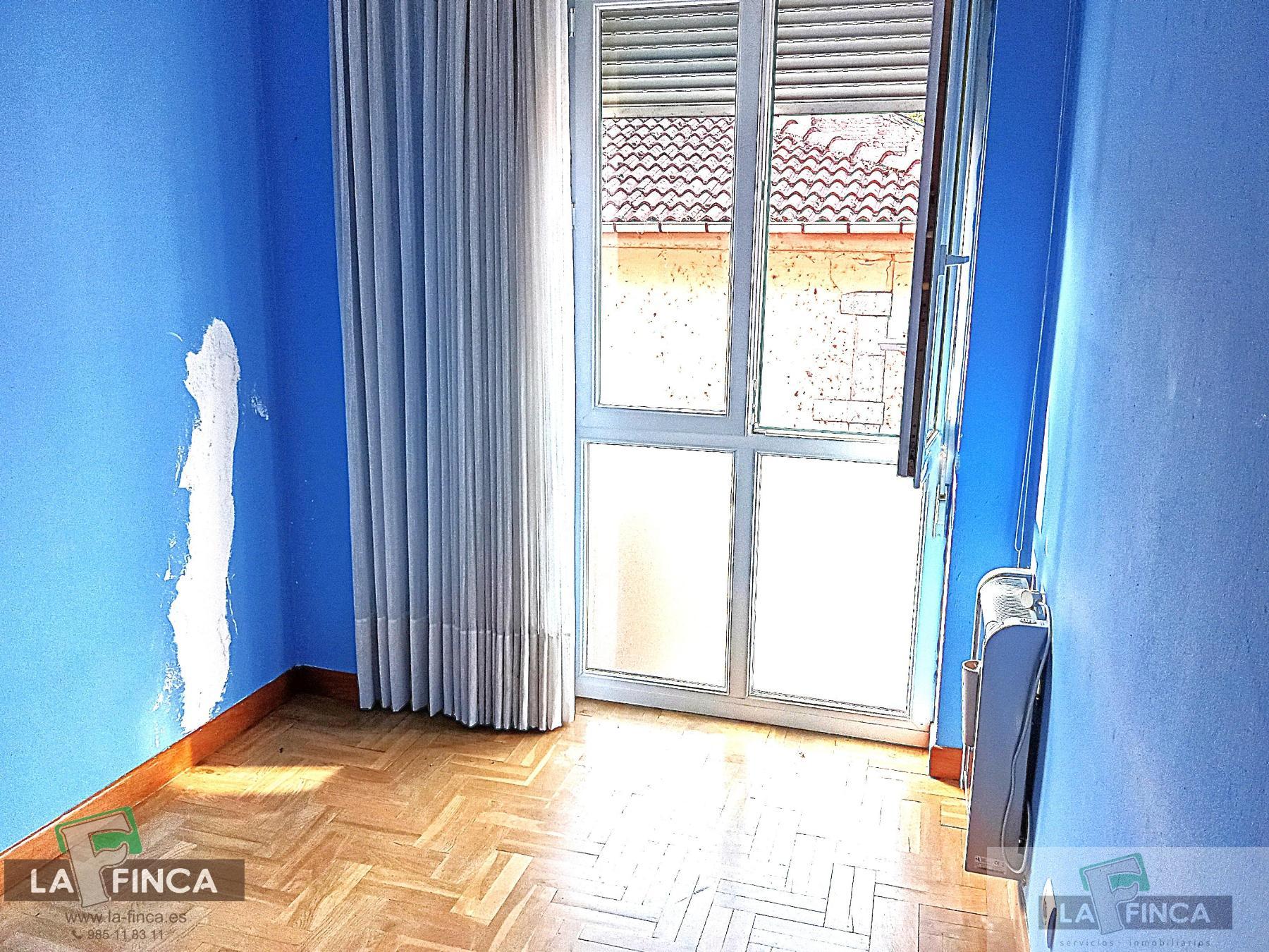 For sale of flat in Oviedo