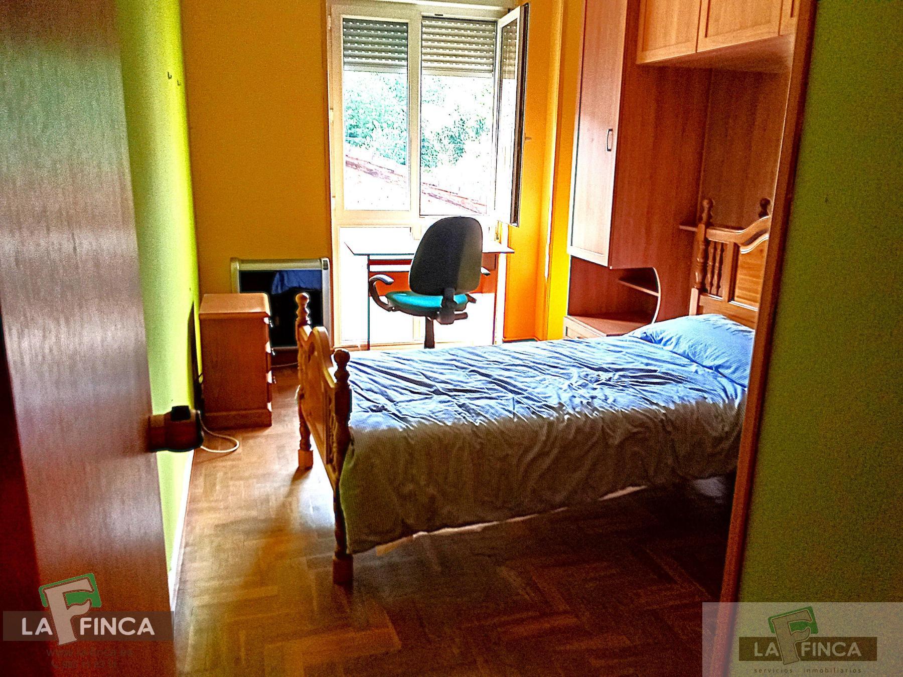 For sale of flat in Oviedo
