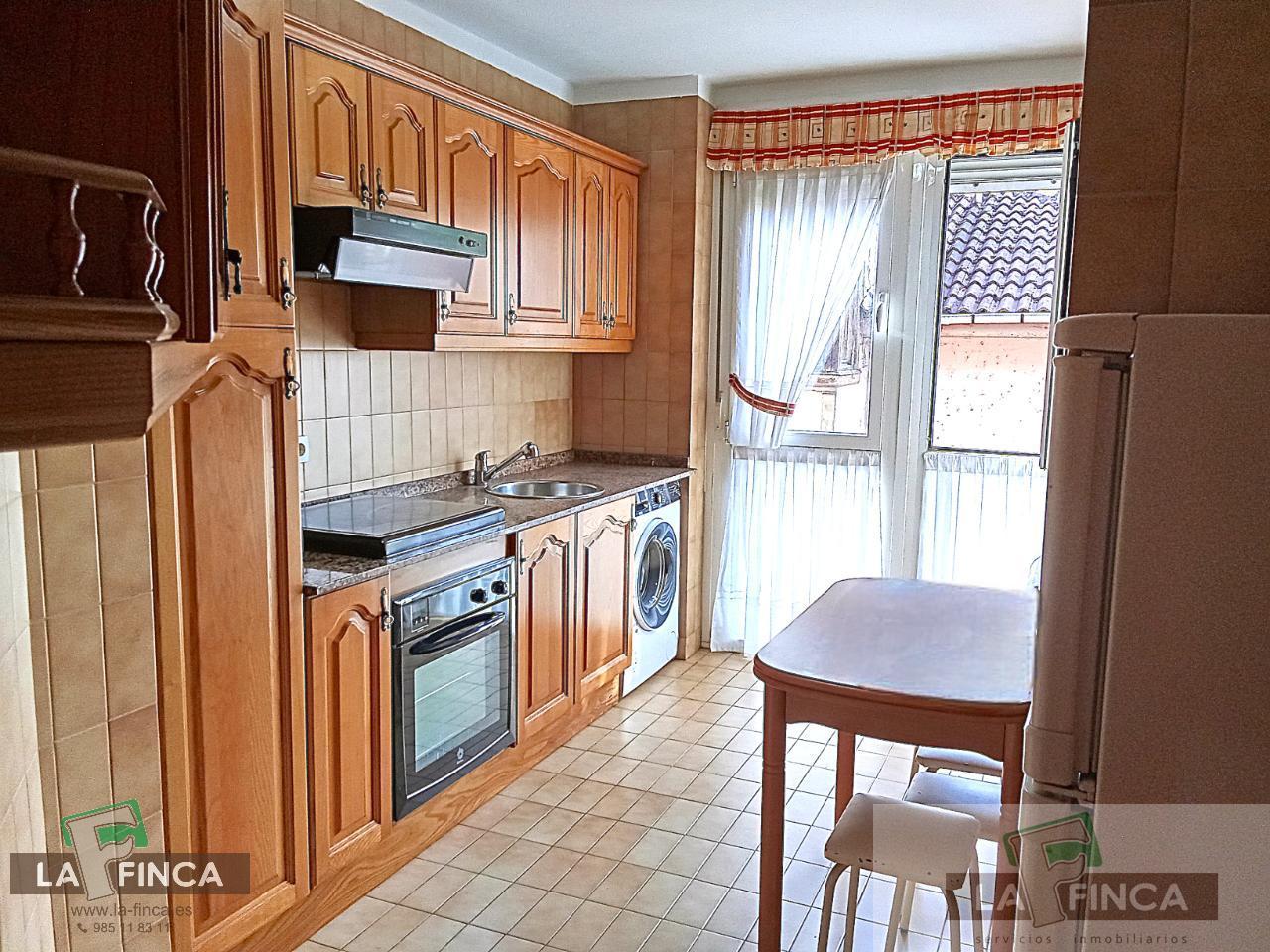 For sale of flat in Oviedo
