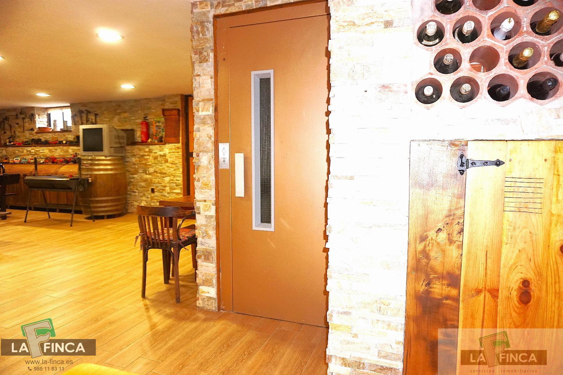 For sale of chalet in Siero